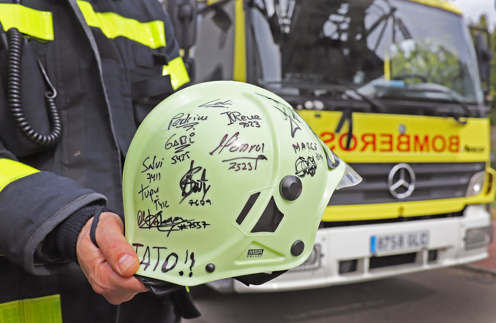 Bomberos de Jerez despiden a su compañero Tato Cirera