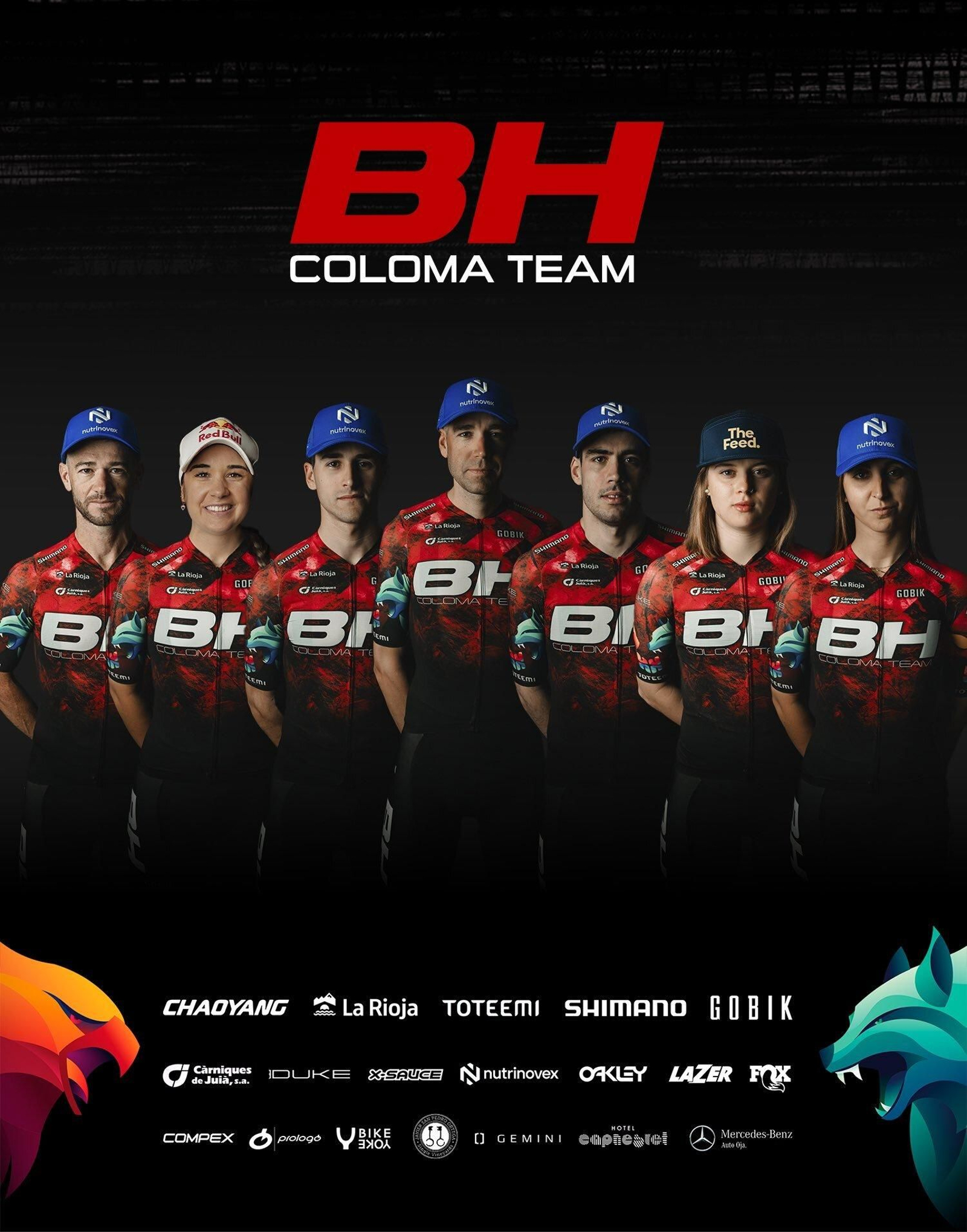 Valero junto a sus compañeros de equipo.