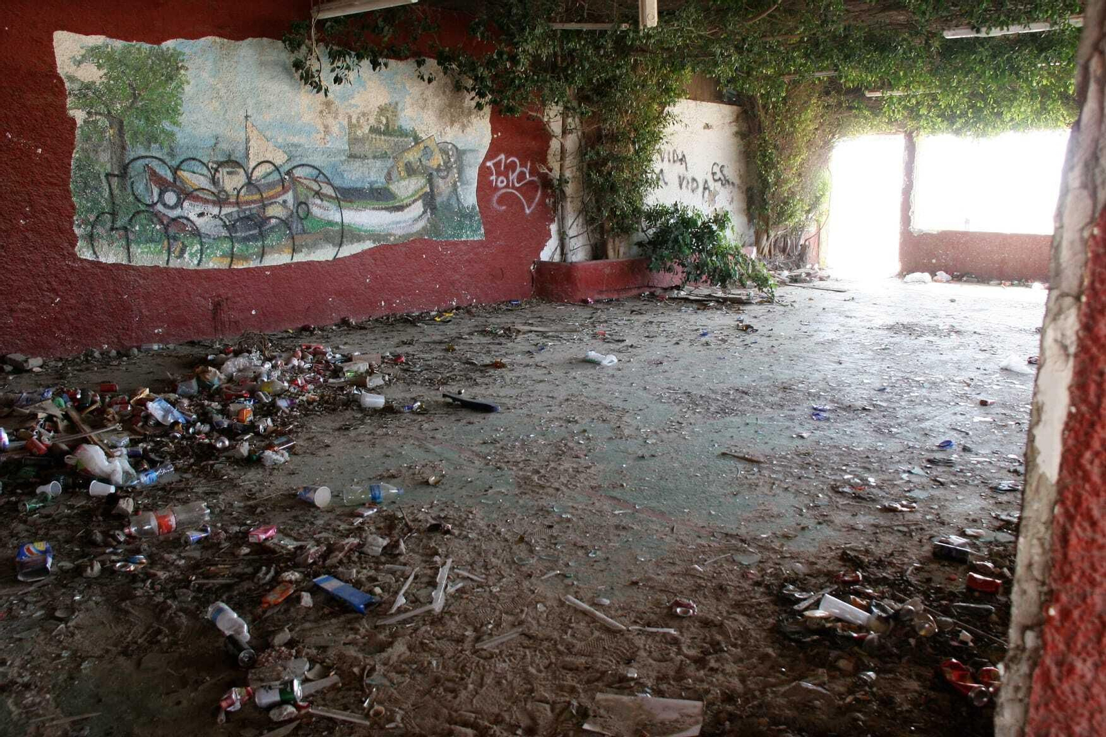 Deterioro de la zona del Tadeo, en Valdelagrana