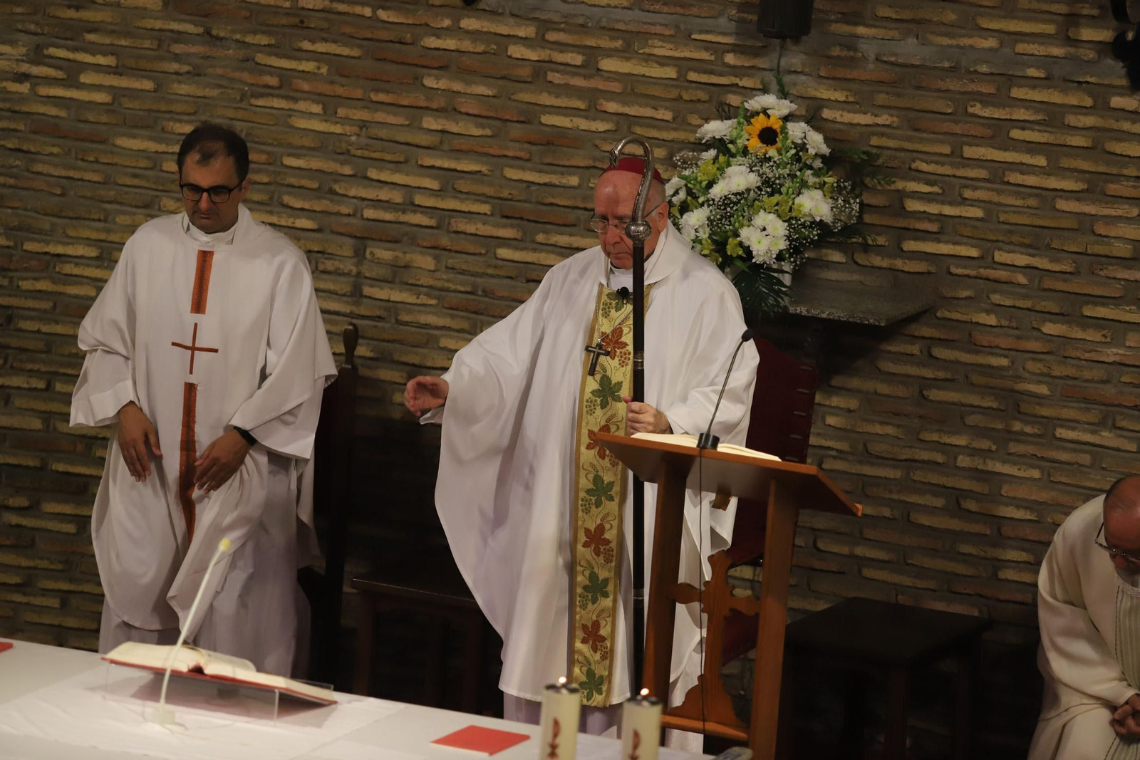 Imágenes de la Misa despedida de la Comunidad de los Jesuitas de Huelva