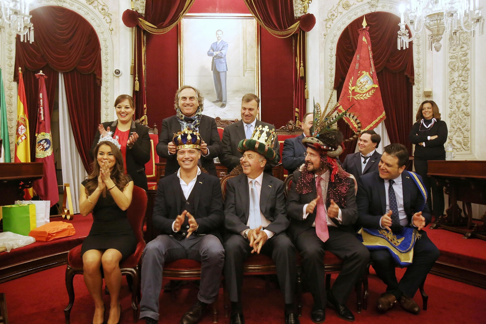 Los Reyes Magos, la Estrella y el Cartero de 2017 dan paso a sus sucesores