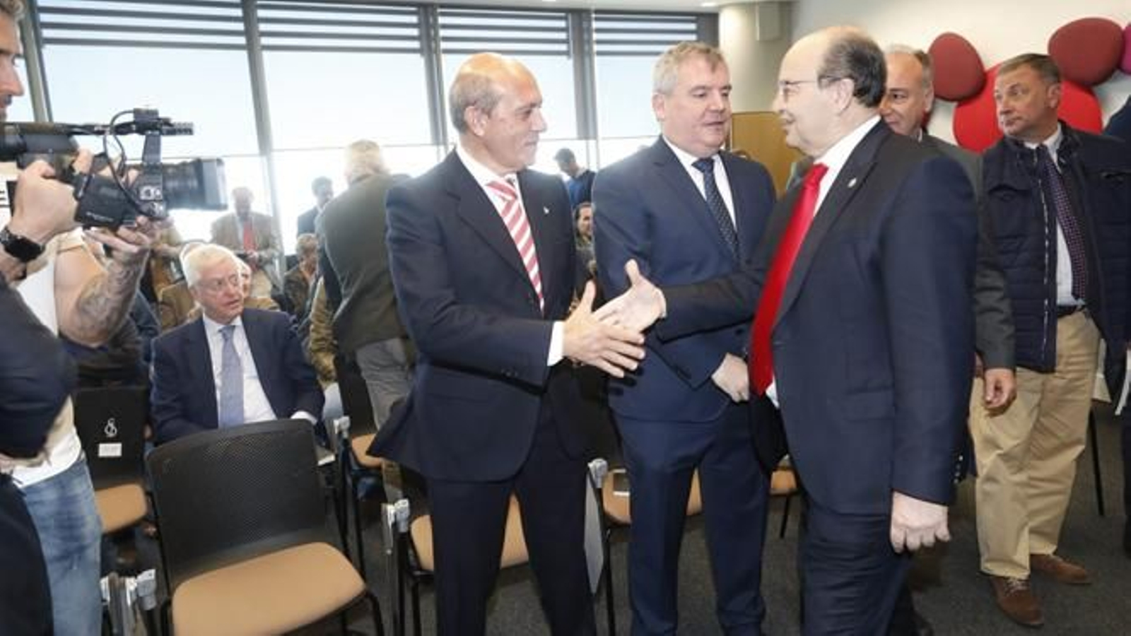 Las imágenes la presentación de 'Nunca se rinde: El club que aprendió a ganar', de Paco Cepeda.