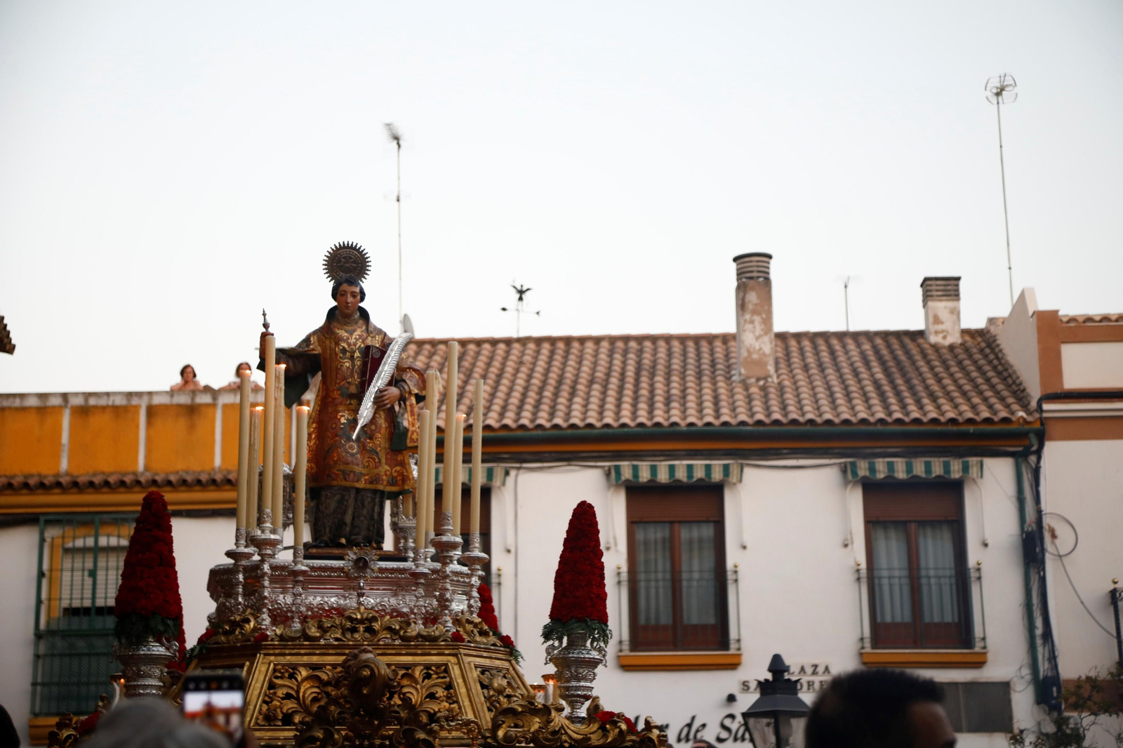 La procesión de San Lorenzo Mártir en Córdoba, en imágenes
