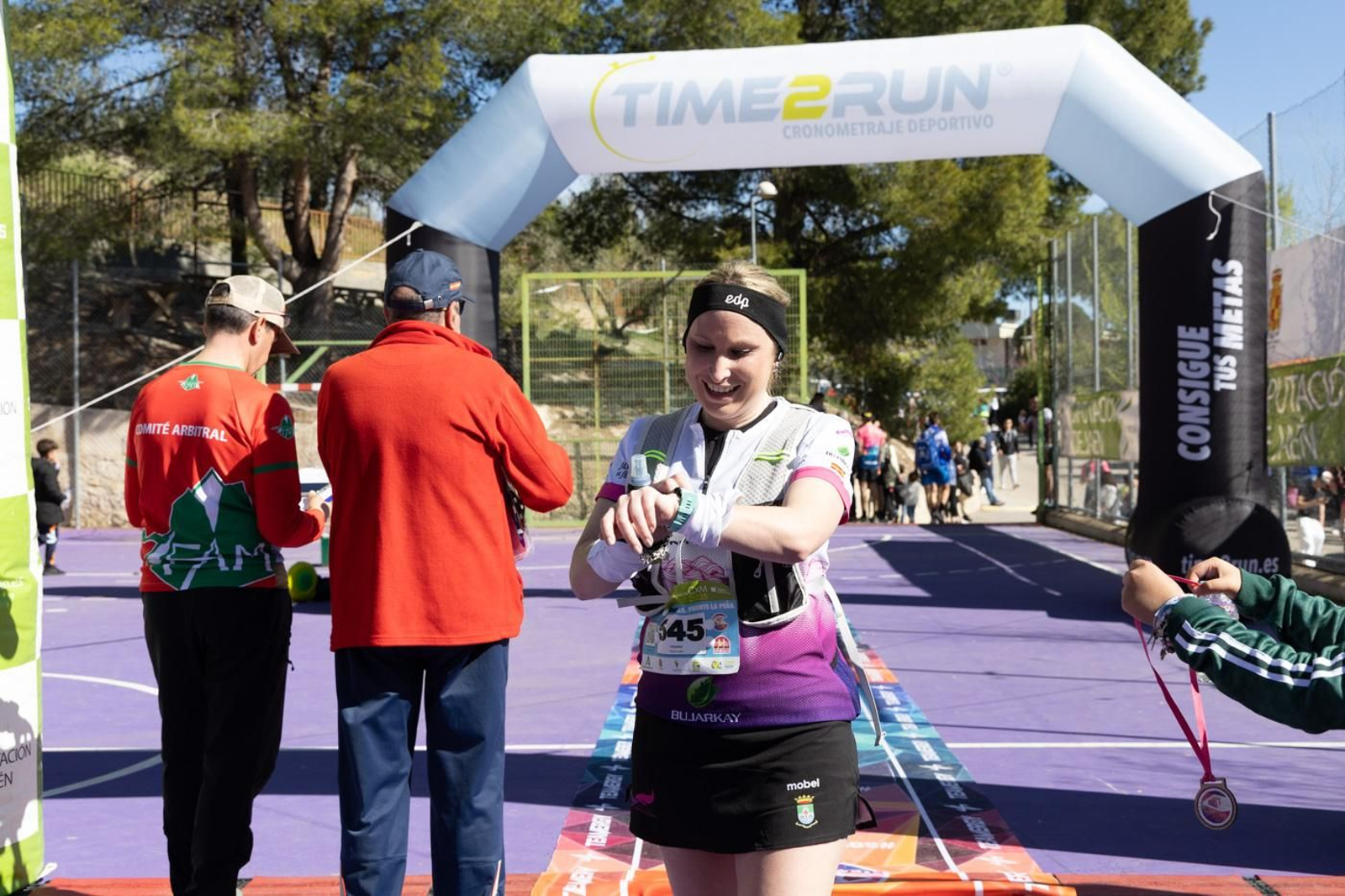 En imágenes: kilómetros para la esperanza de Celia en el CxM Trail Solidario IES Fuente de la Peña (II)
