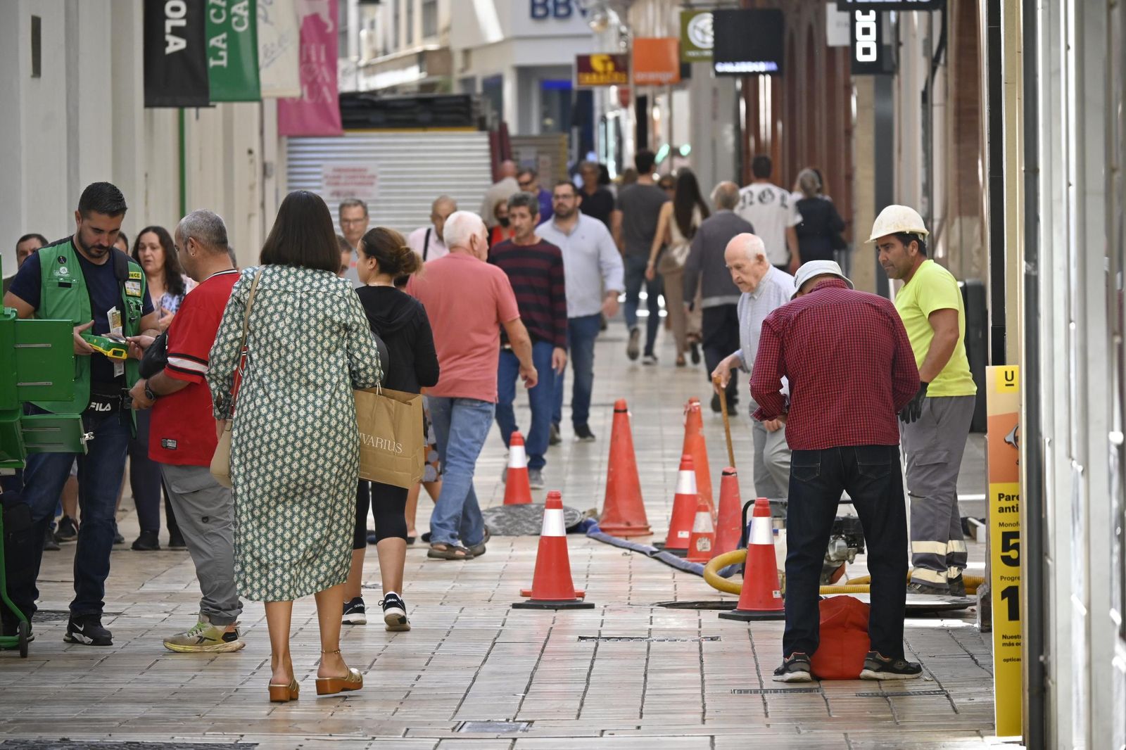 Imágenes de ambiente del viernes 4 de octubre en Huelva