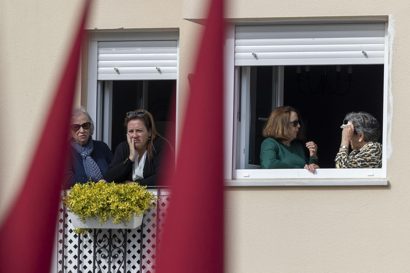 Las imágenes de la procesión de Afligidos de San Fernando en el Lunes Santo de la Semana Santa 2025