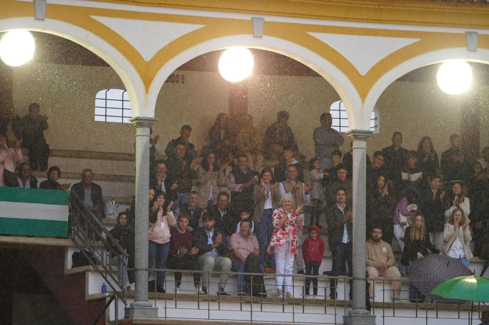 La corrida de rejones de la Feria de Pozoblanco, suspendida por la lluvia