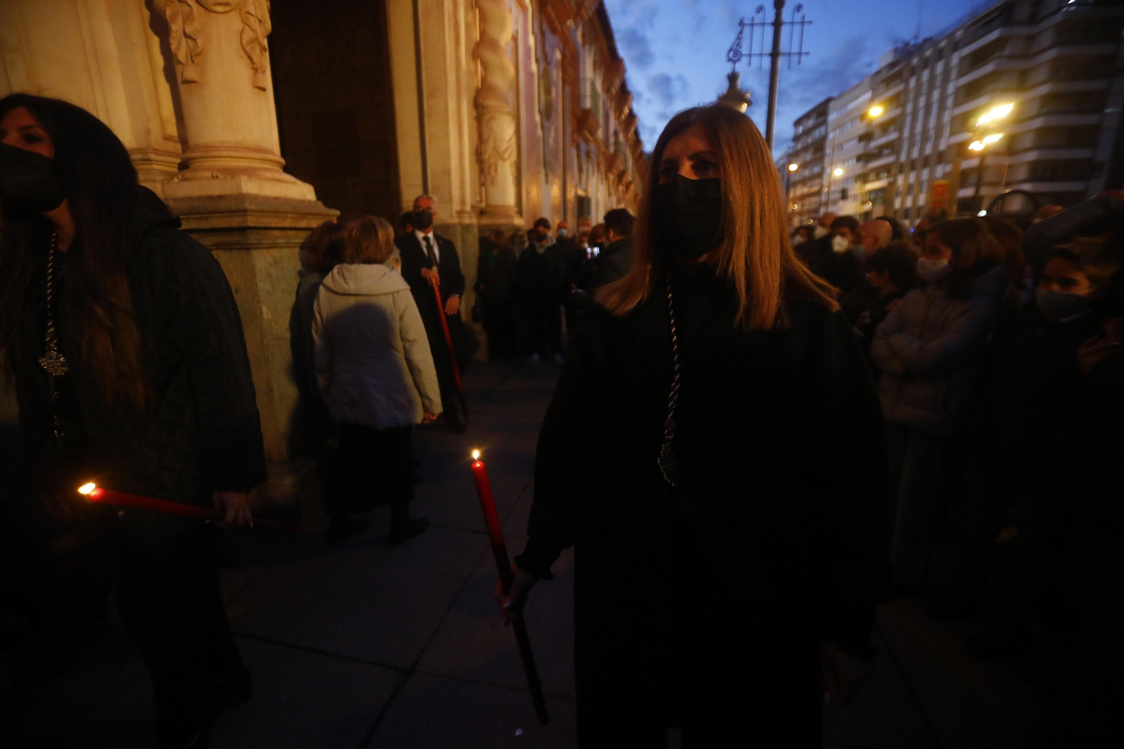 El vía crucis del Señor del Soberano Poder de Córdoba, en imágenes