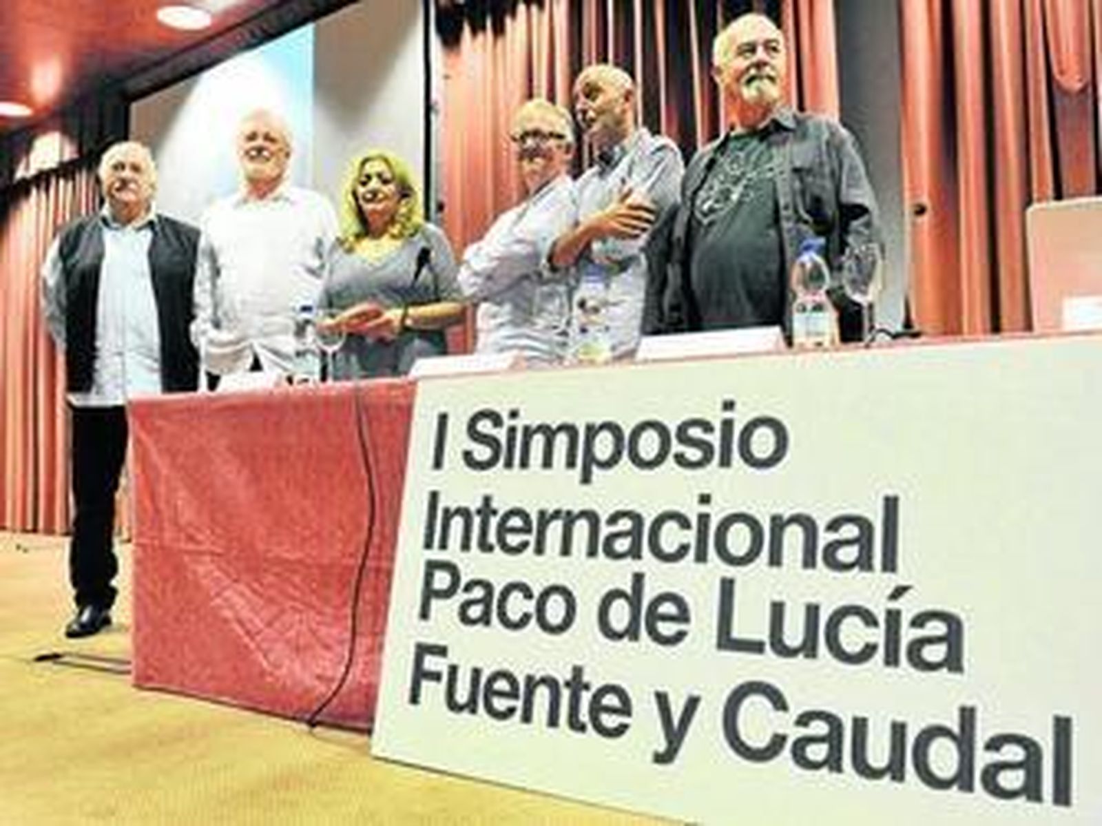 Ricardo Pachón, Enrique Montiel, Dolores Montoya 'Chispa', Juan José Téllez, Montero Glez y José Luis Ortiz Nuevo.