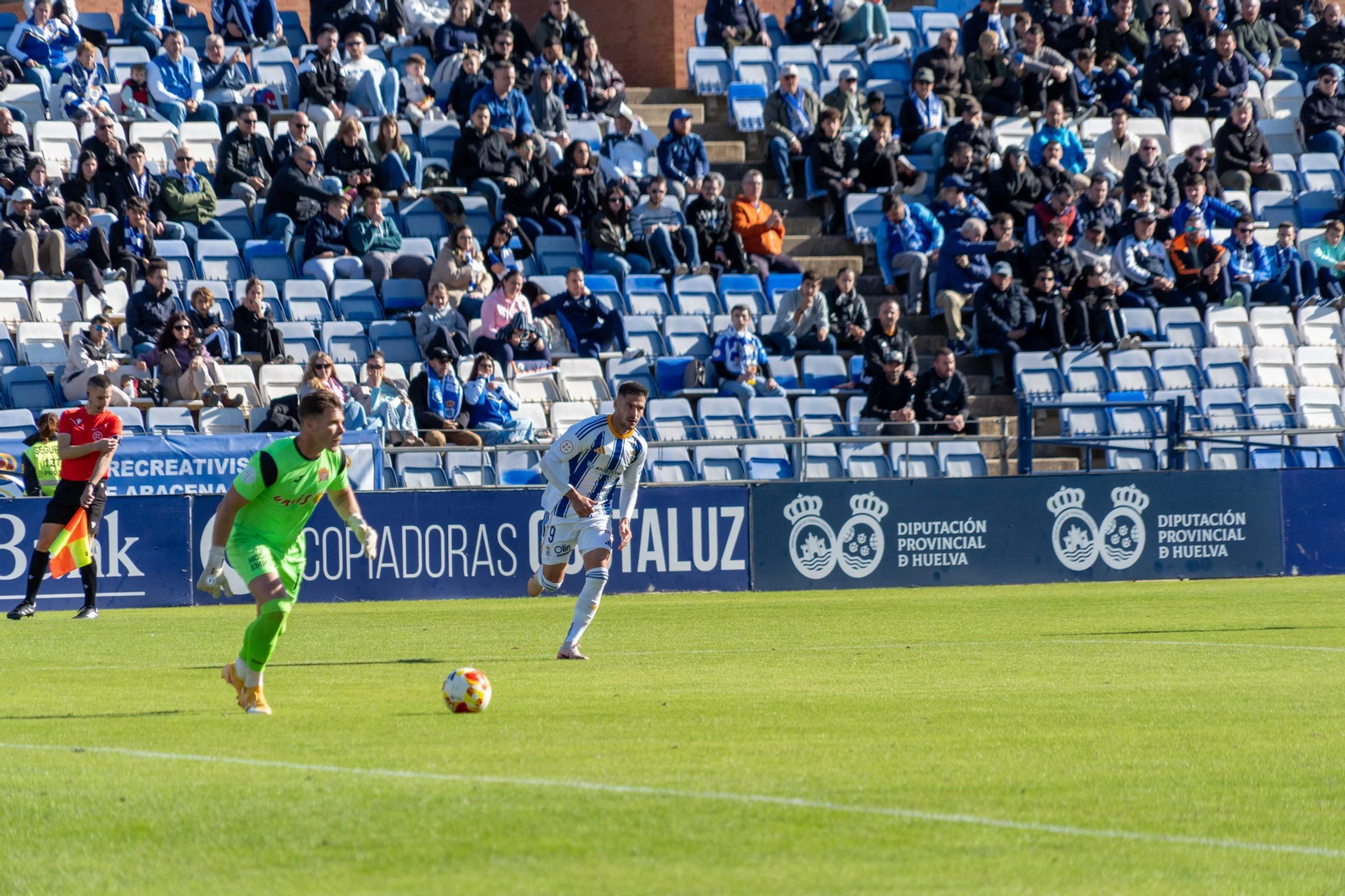 Las mejores imágenes del partido Recreativo de Huelva-Águilas