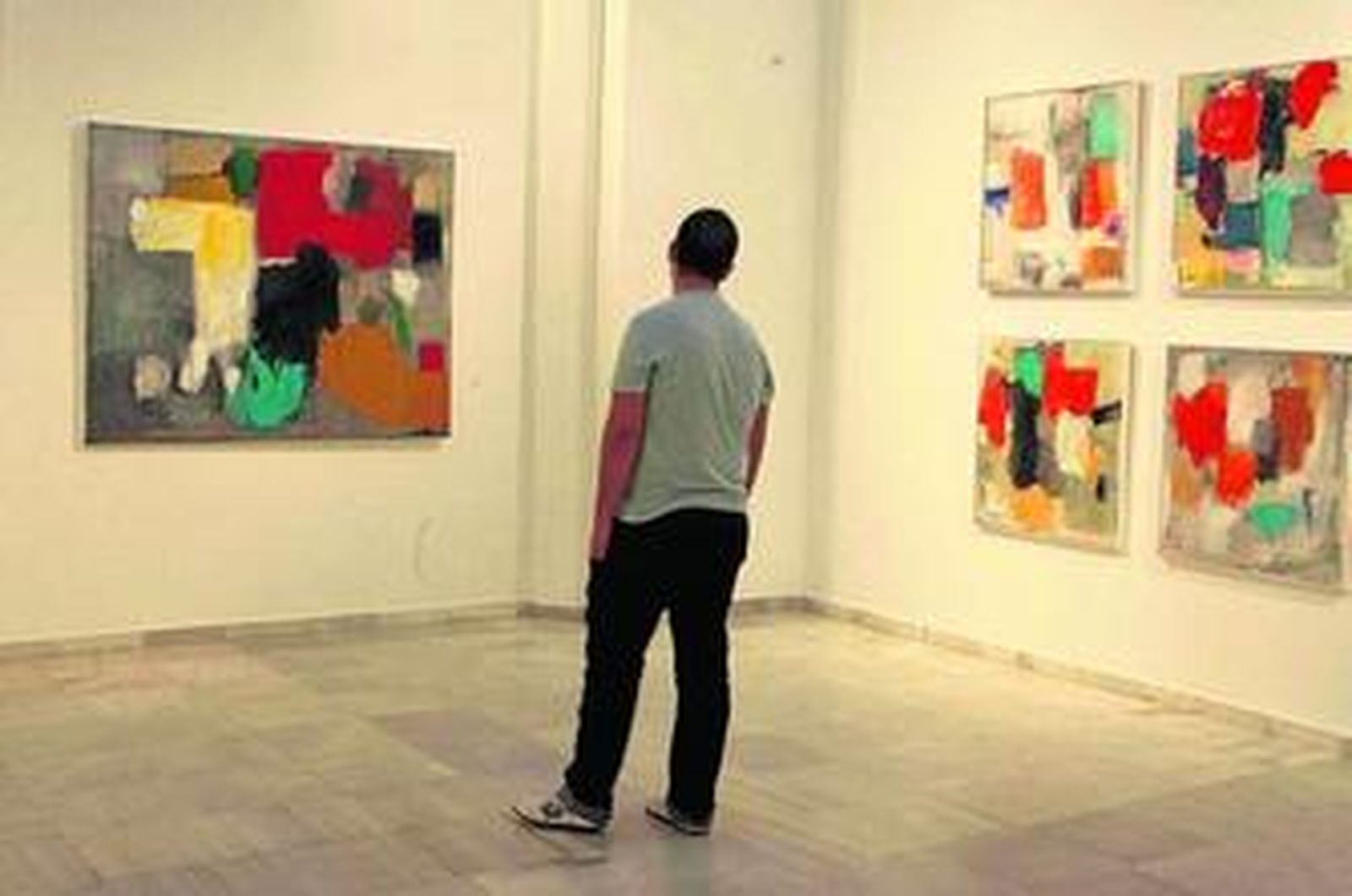 Foto de archivo de la muestra de Manuel Salinas en La Caja China.