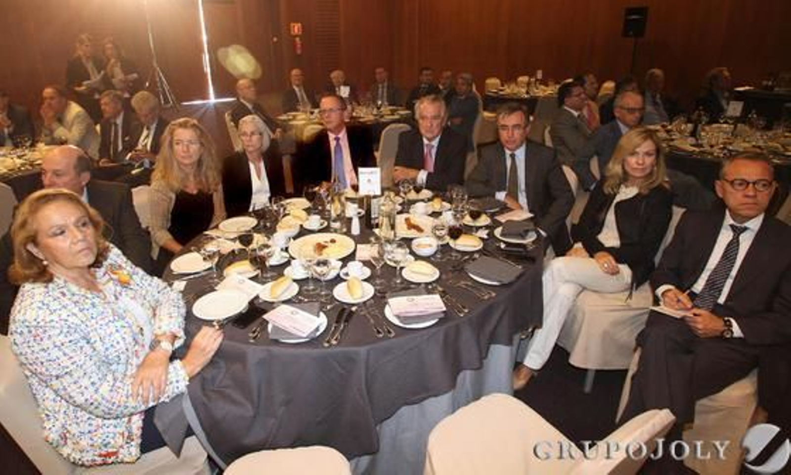 Concha Yoldi, Salvador Loring, Adelaida Mellado, Esperanza Morillo, Felipe Granados, Julián Gómez, Ignacio Martínez, Pilar Luengo y David Moreno. / Fotos: Juan Carlos Vázquez y Belén Vargas