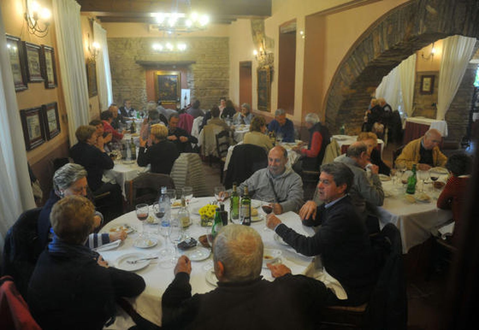 Bandolero, un clásico de Córdoba. Uno de los centros gastronómicos con más solera de la capital en el que disfrutar de una cocina de alto nivel, en el que los productos de cerdo de bellota son la estrella. / Rafael A. Butelo