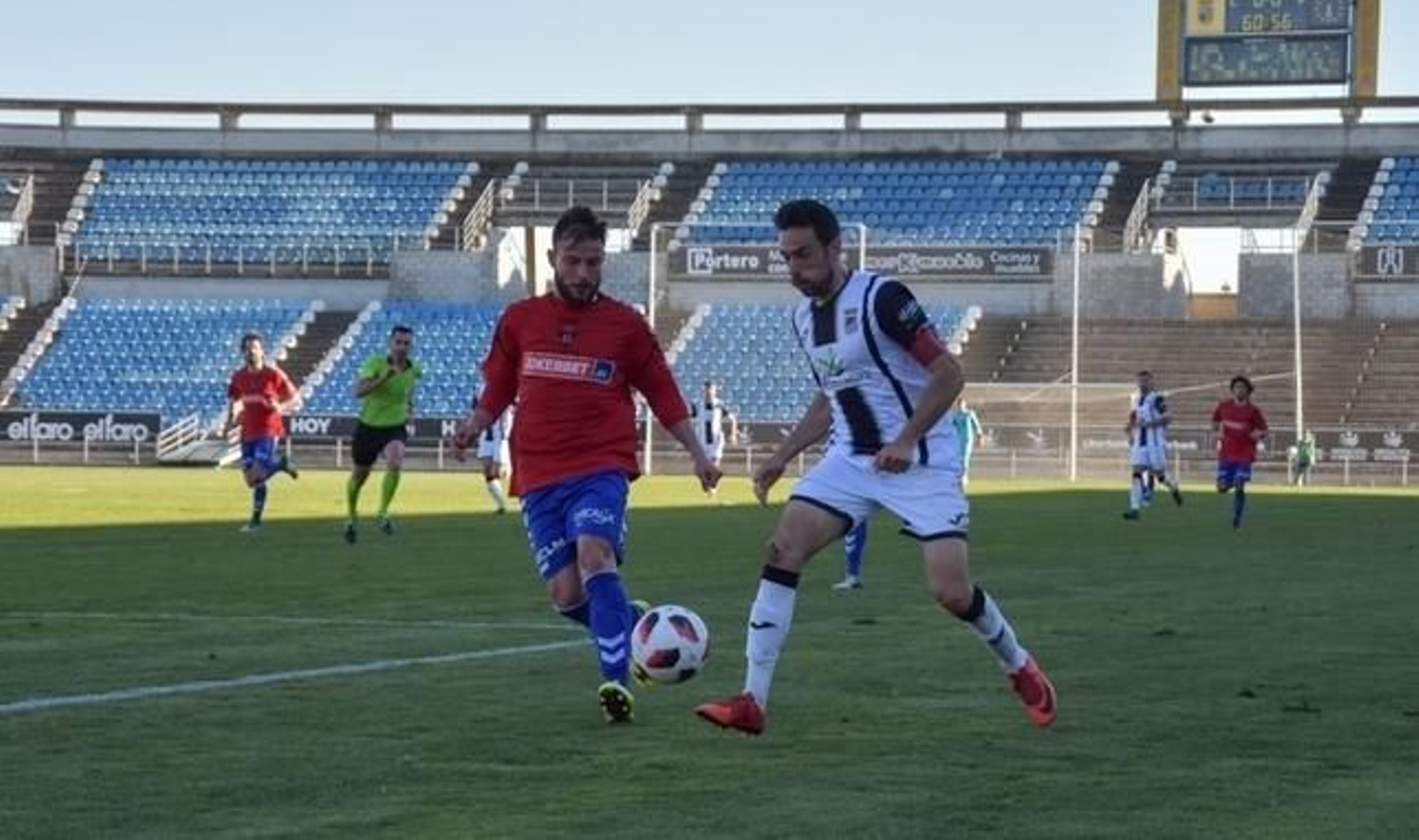 Una acción del Badajoz - Talavera.