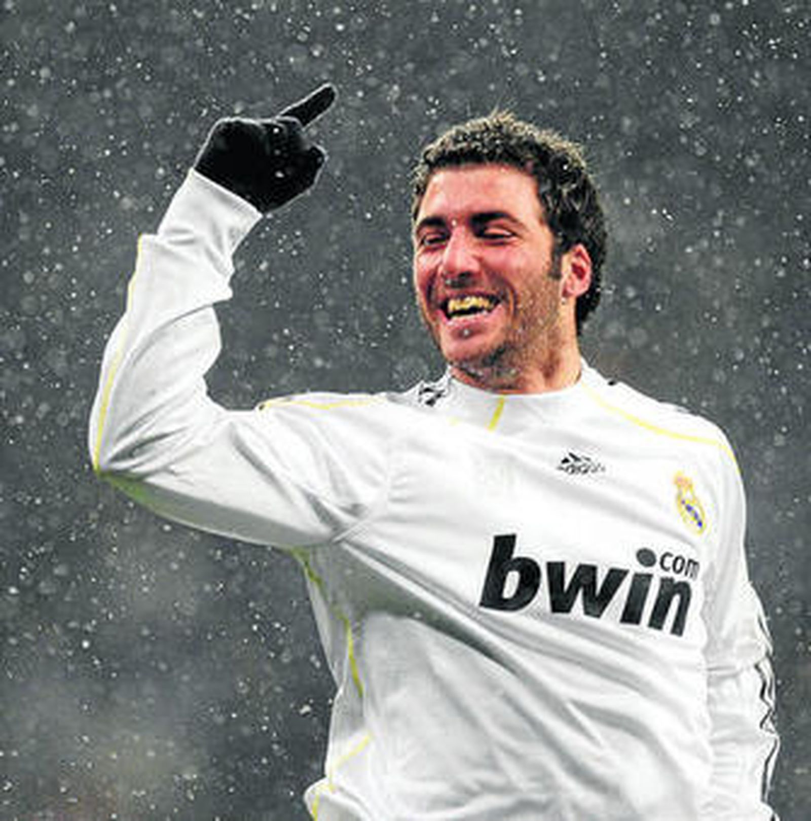 Gonzalo Higuaín celebra su tanto del domingo al Mallorca.