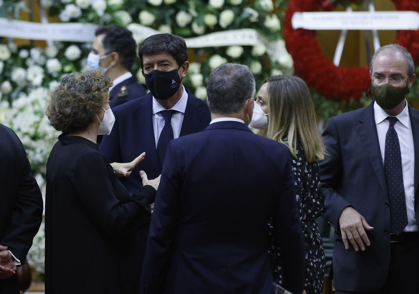 Las imágenes de la capilla ardiente de Manuel Clavero en el Parlamento de Andalucía