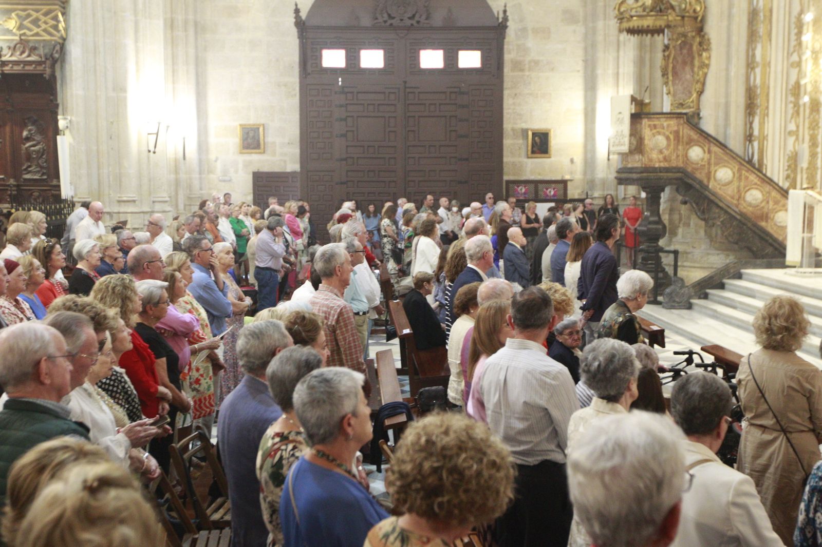 Imágenes de la misa flamenca en la Catedral de Almería