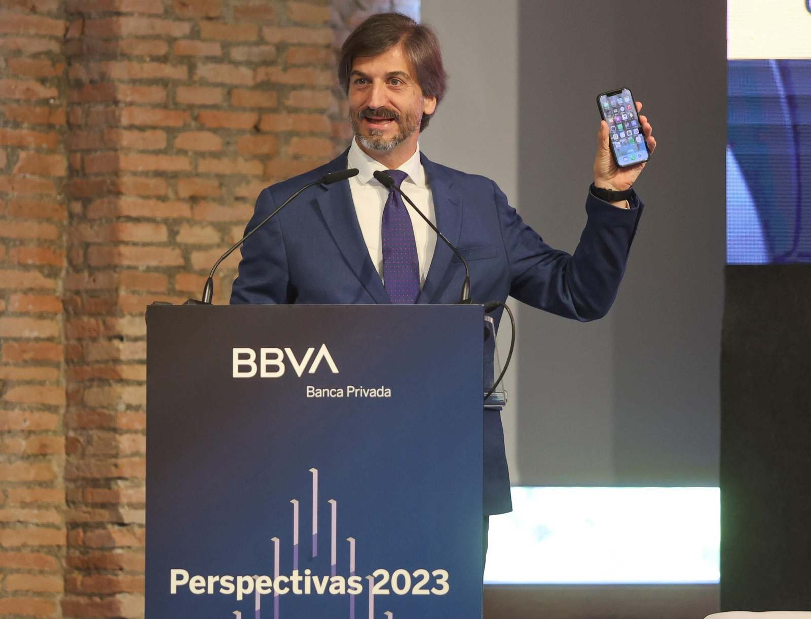 Perspectivas 2023 de BBVA y Grupo Joly, en imágenes