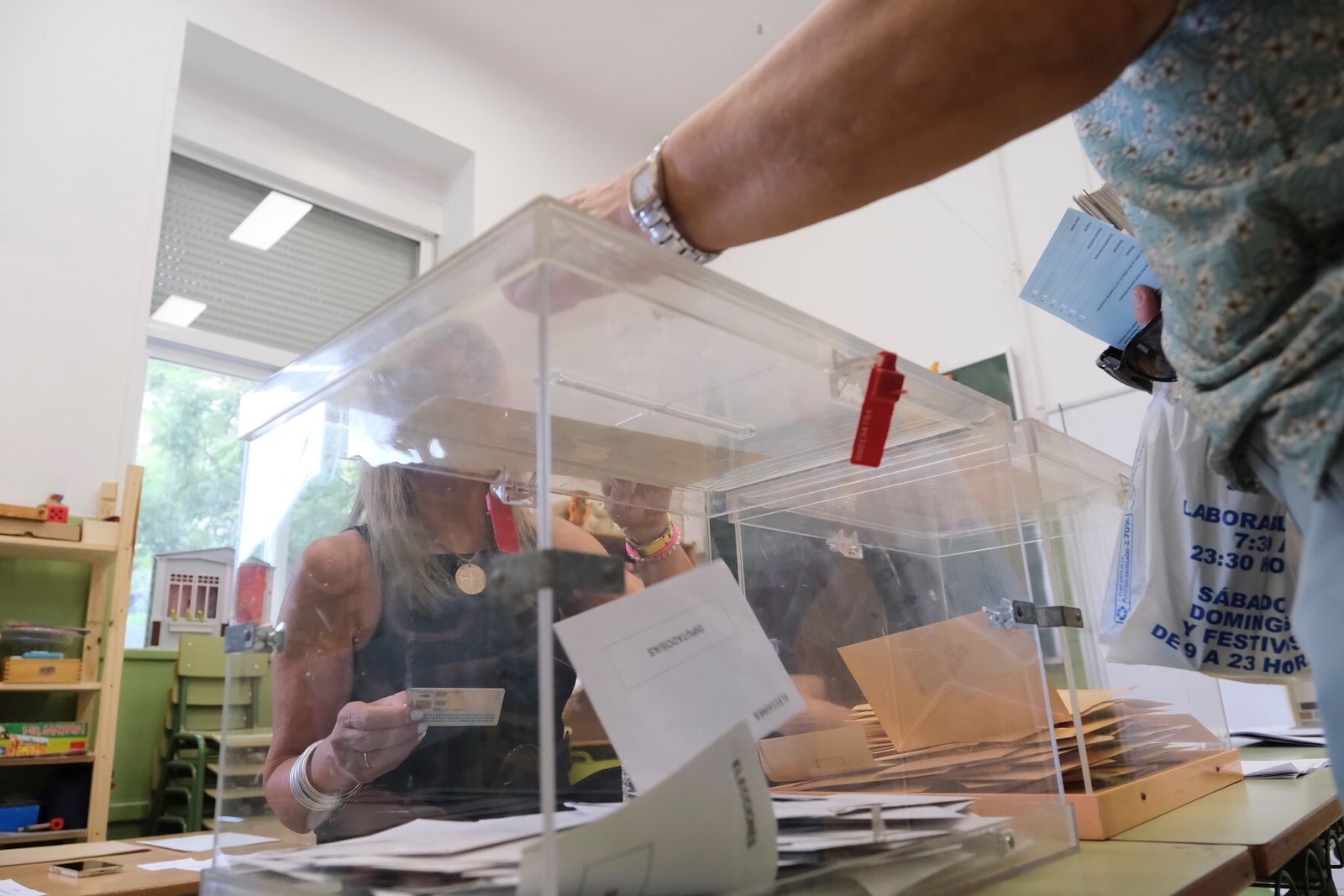 La jornada electoral en Córdoba, en imágenes