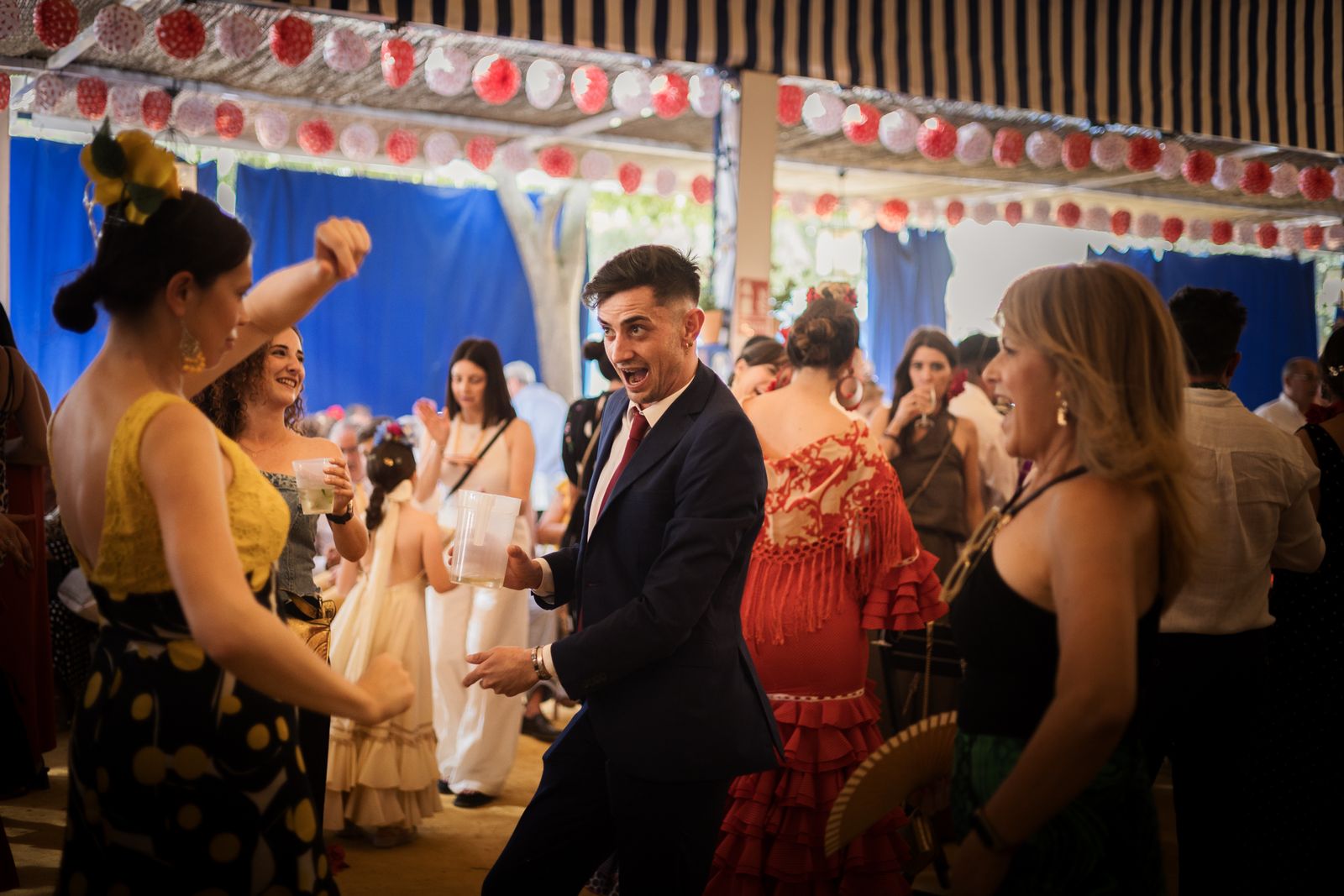 Calor y ambiente en el último día de la Feria de Jerez