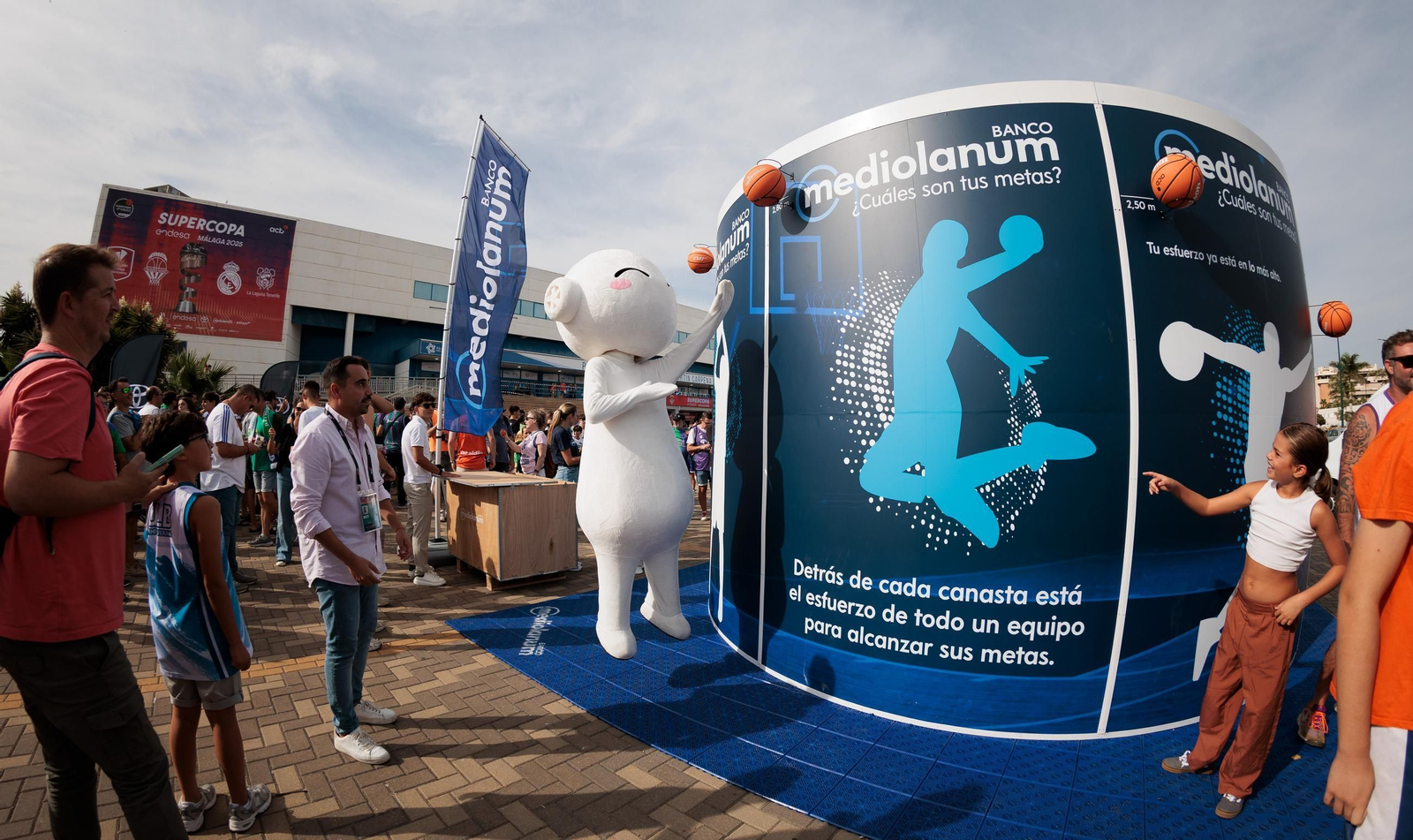 La Fan Zone de la Supercopa de Málaga