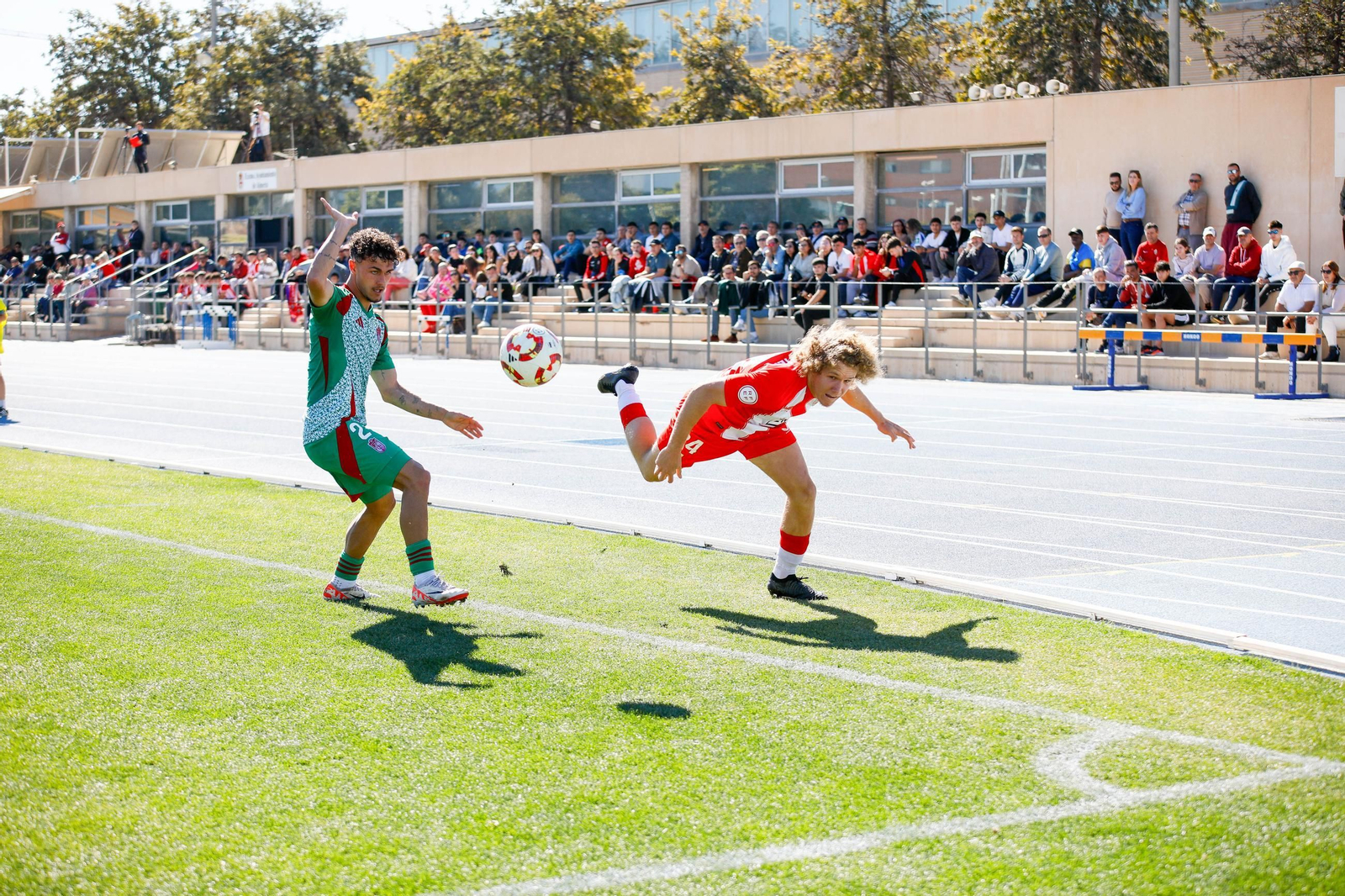 Las imágenes de Segunda RFEF entre Almeria B y recreativo de Granada