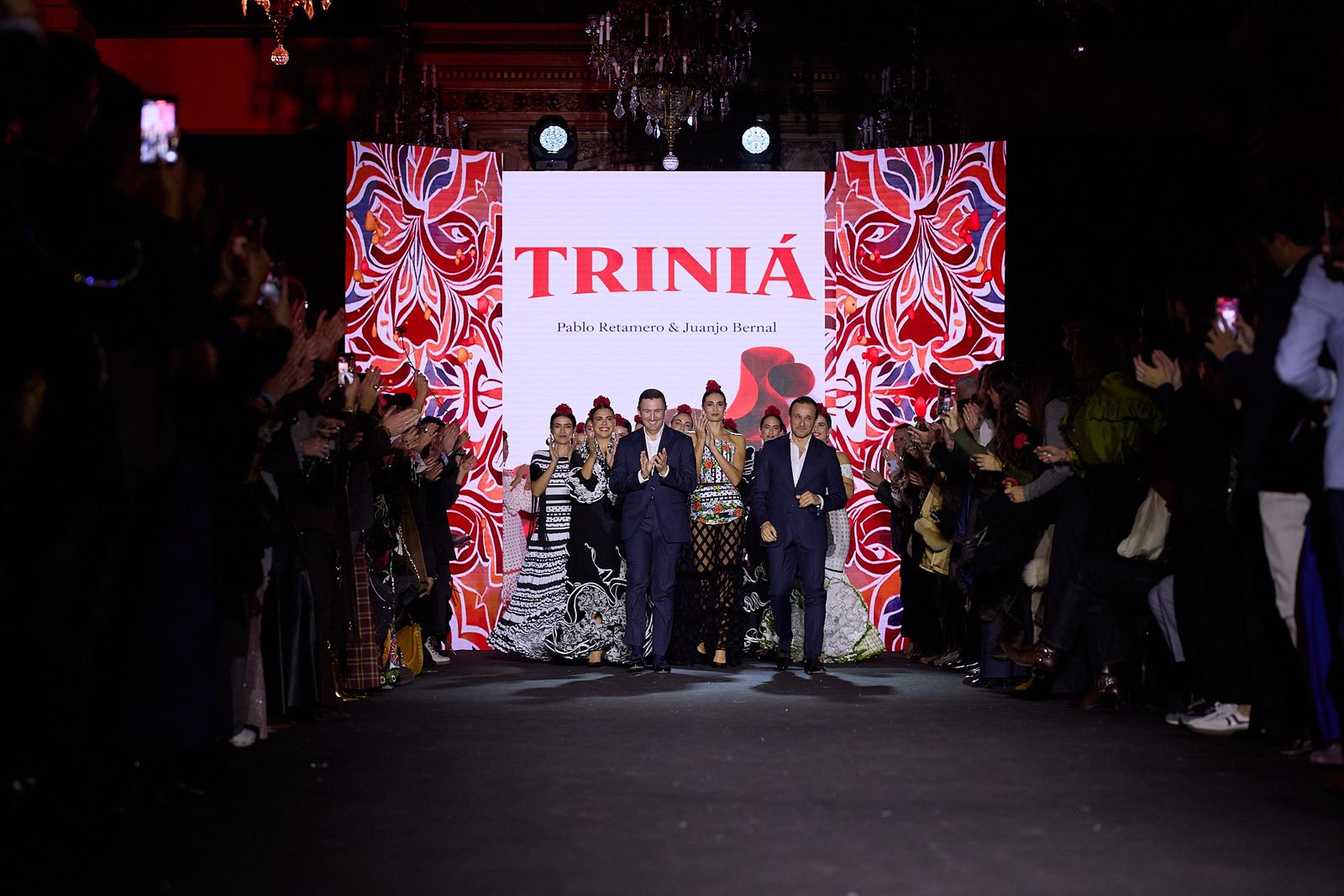 El desfile de Pablo Retamero & Juanjo Bernal en We Love Flamenco 2026, todas las fotos