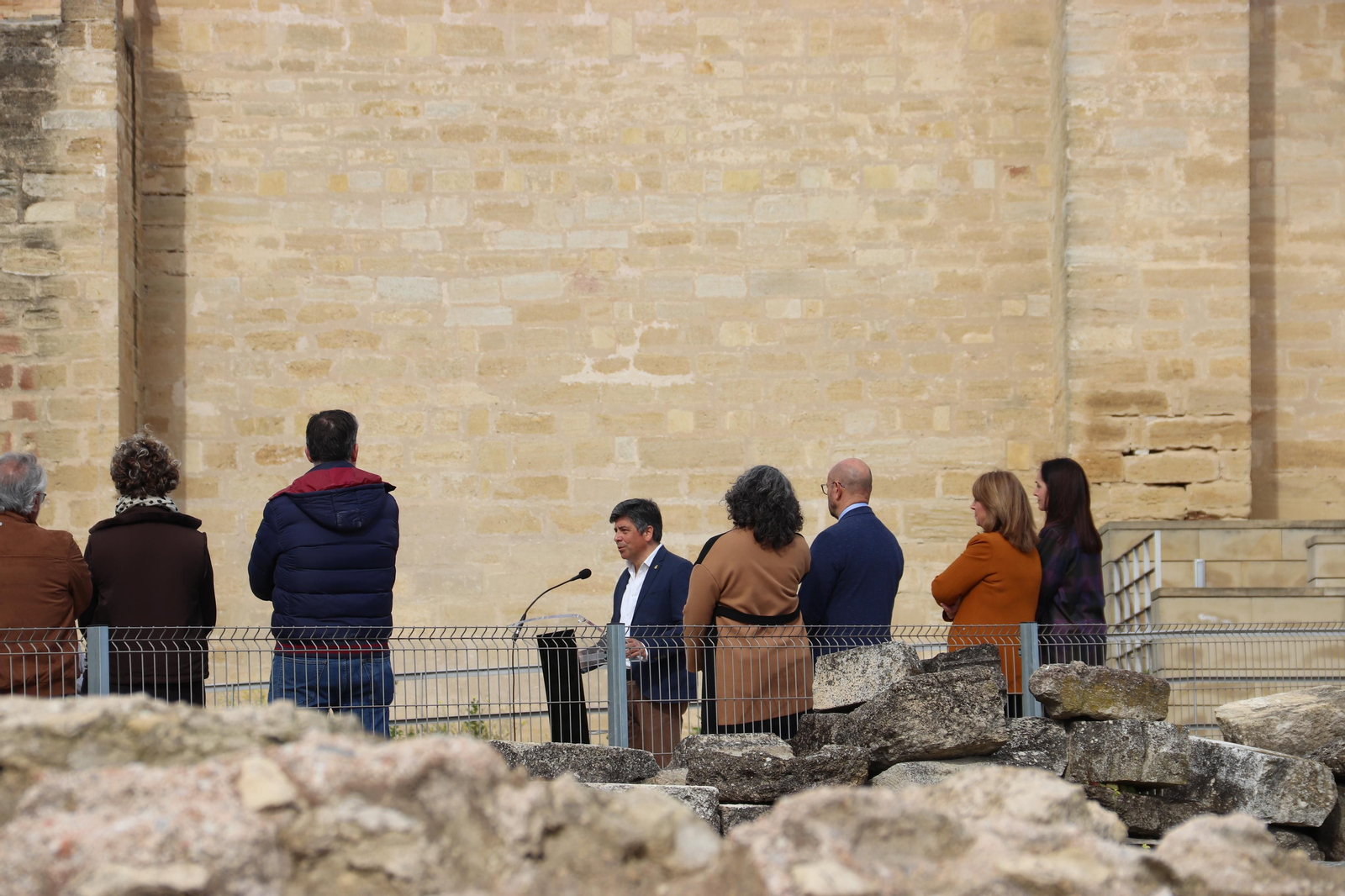 Un recorrido en imágenes por el yacimiento arqueológico del cerro del Castillo de Montilla