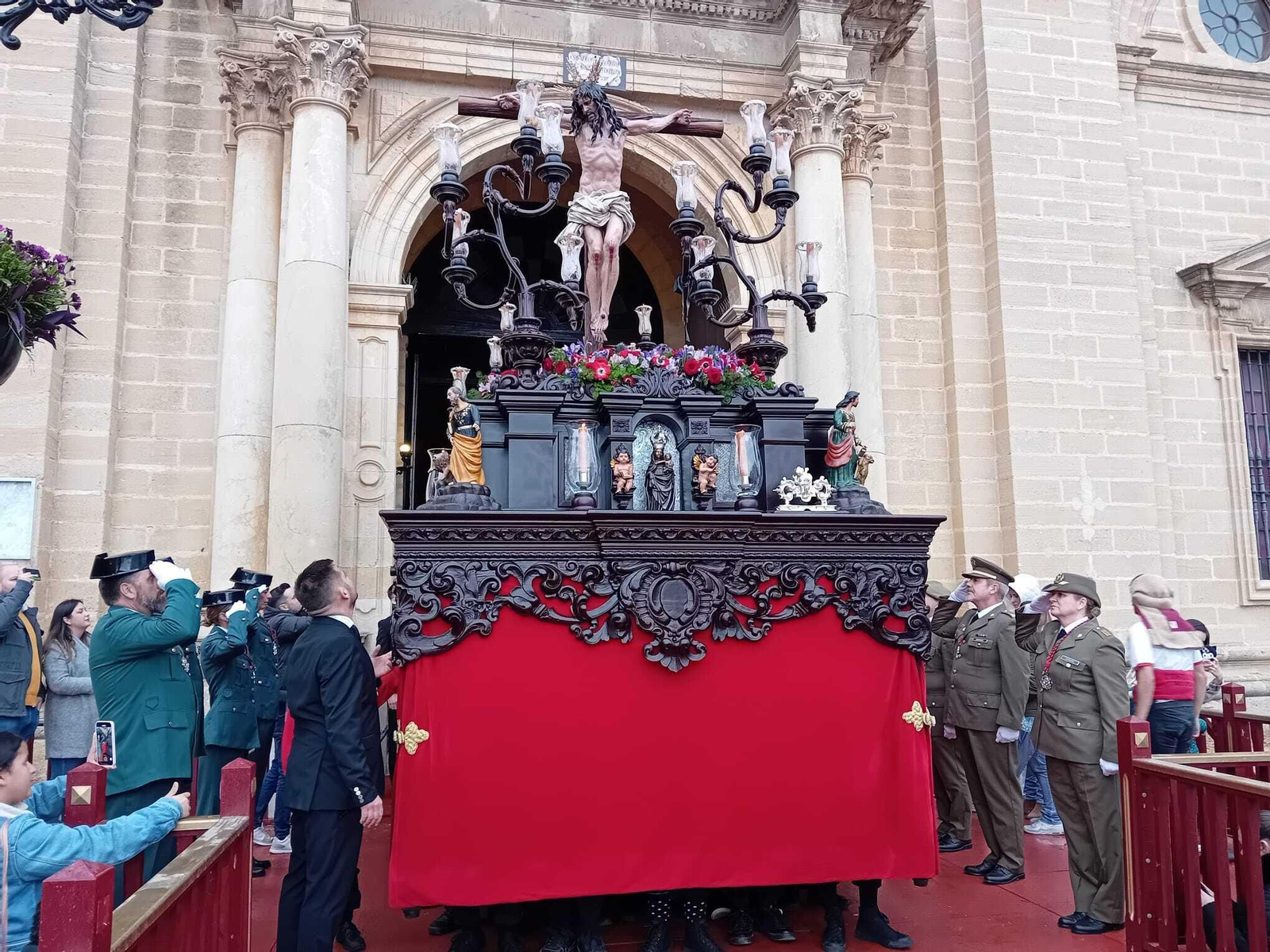 Las imágenes del Lunes Santo en Chiclana 2024: El Perdón y Humildad y Paciencia