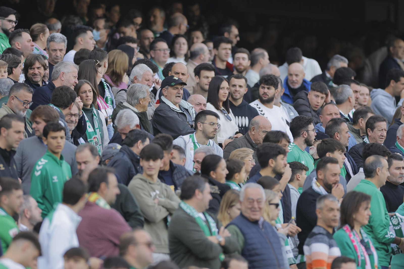 Búscate en las fotos del Betis-Real Madrid