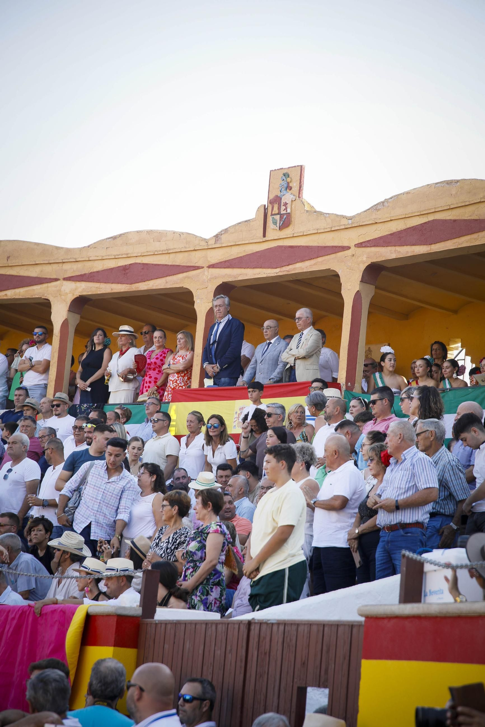 Corrida de toros Berja con un toro indultado, en imágenes