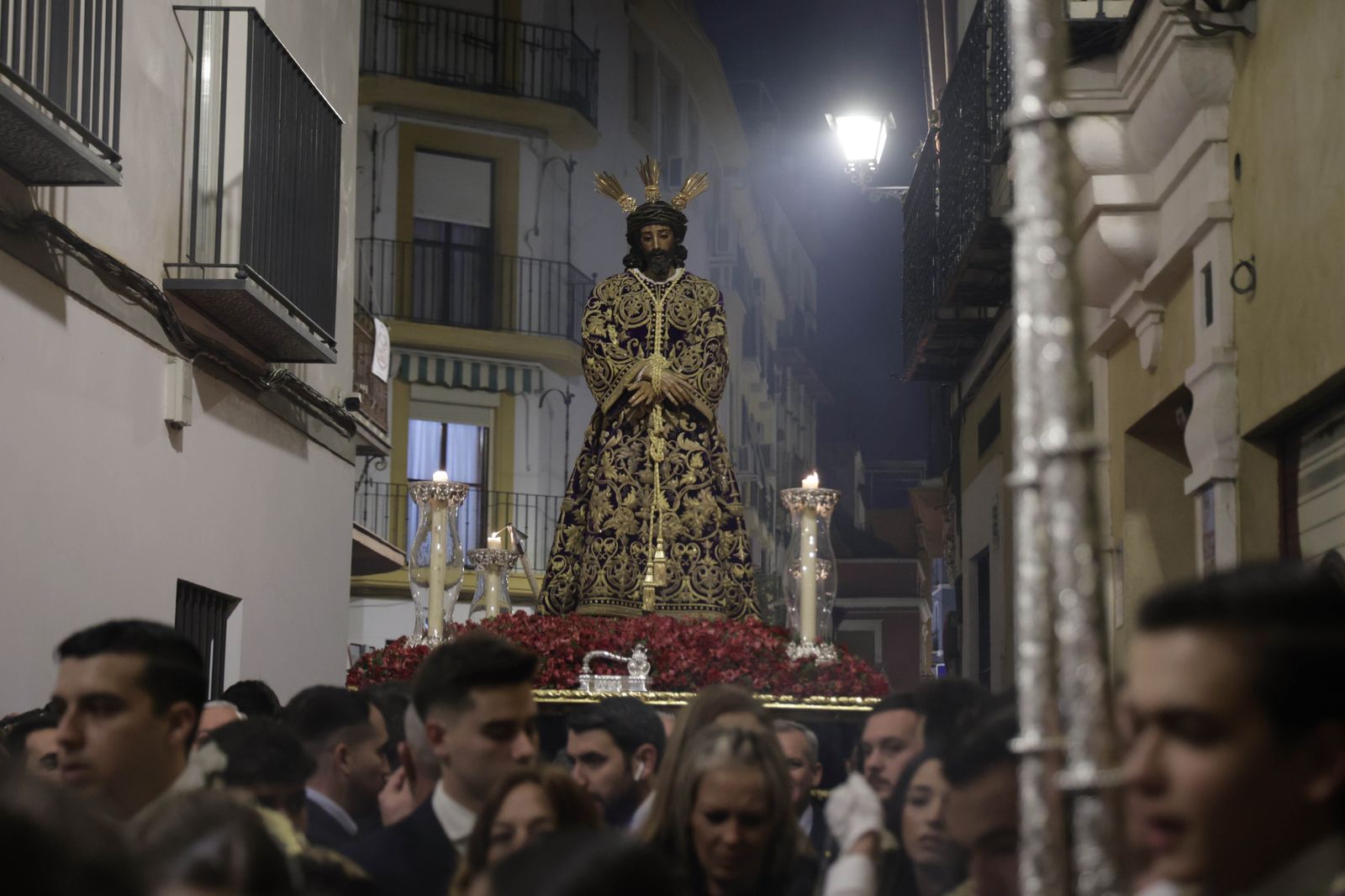 Imágenes del Vía Crucis del Señor de la Sentencia de la Macarena