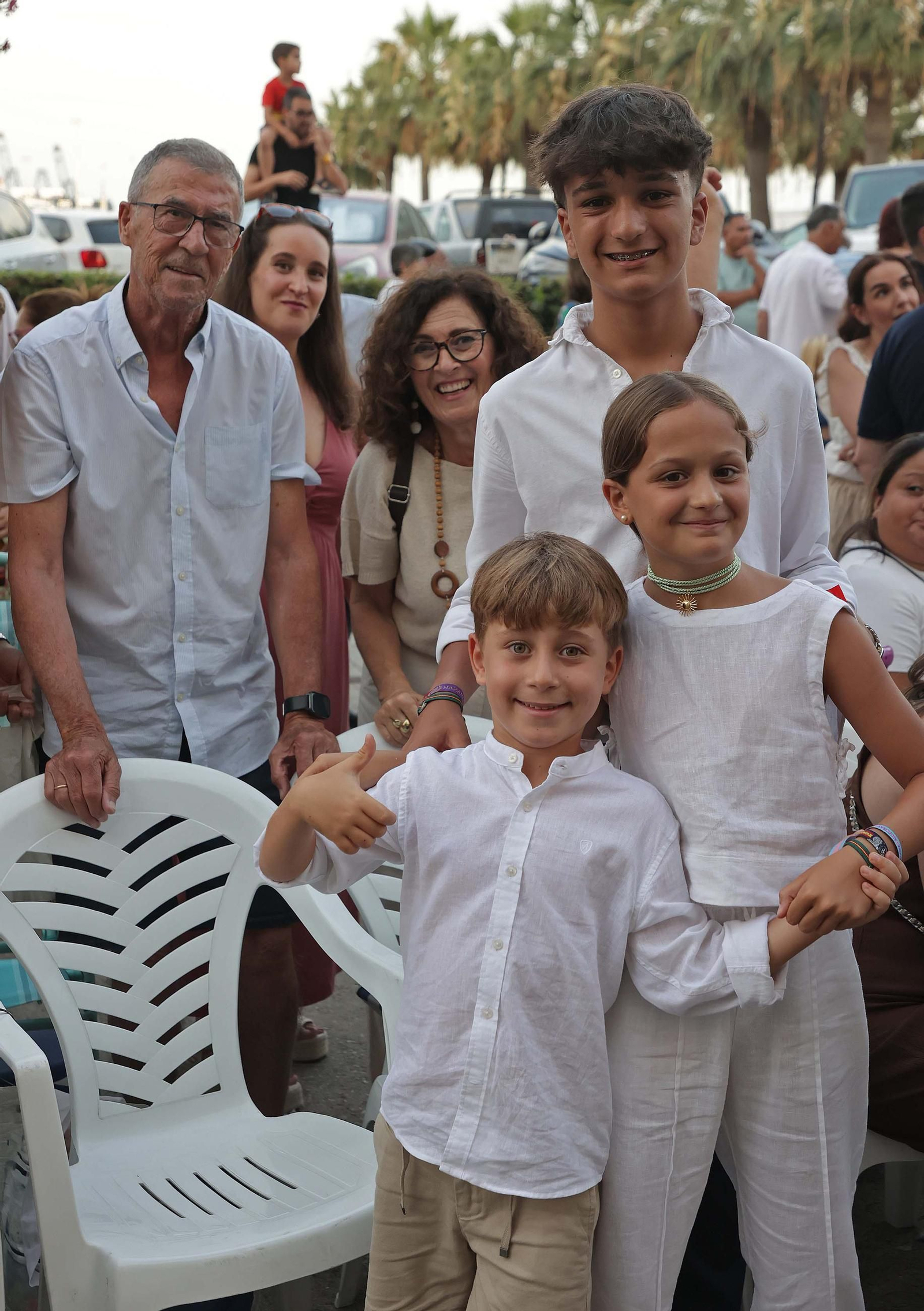 Búscate en las fotos de la cabalgata de la Feria Real de Algeciras 2025