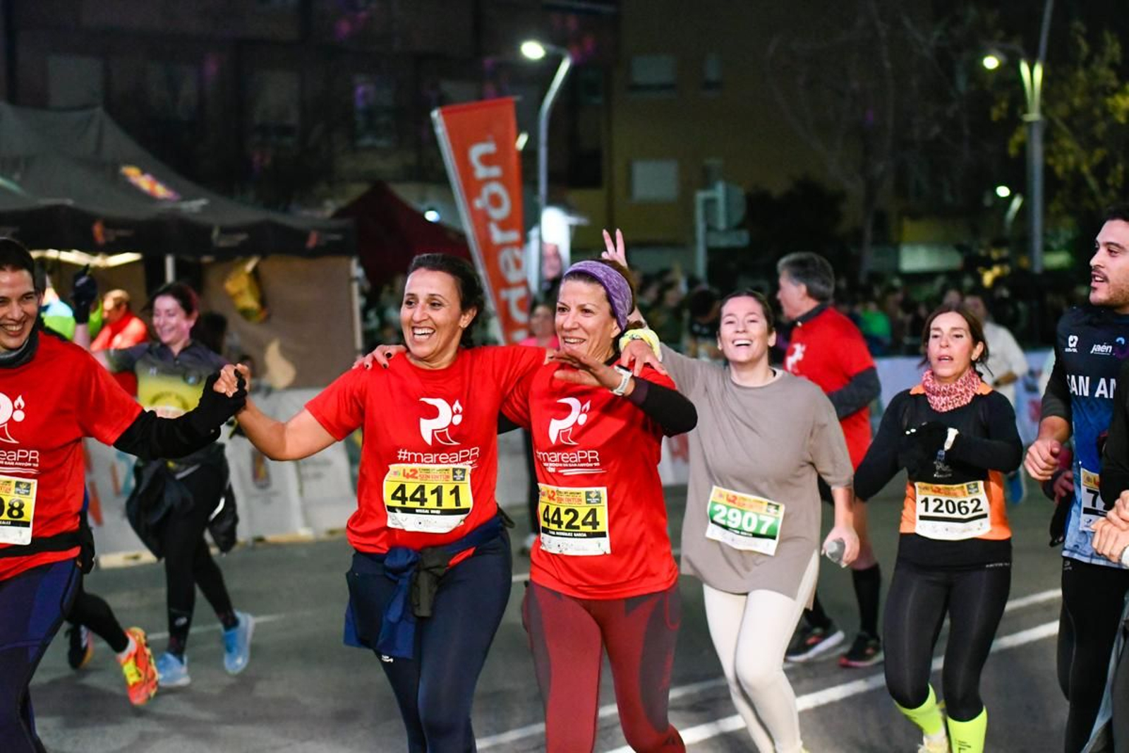 En imágenes: búscate en tu llegada a meta de la Carrera de San Antón 2025 (10)