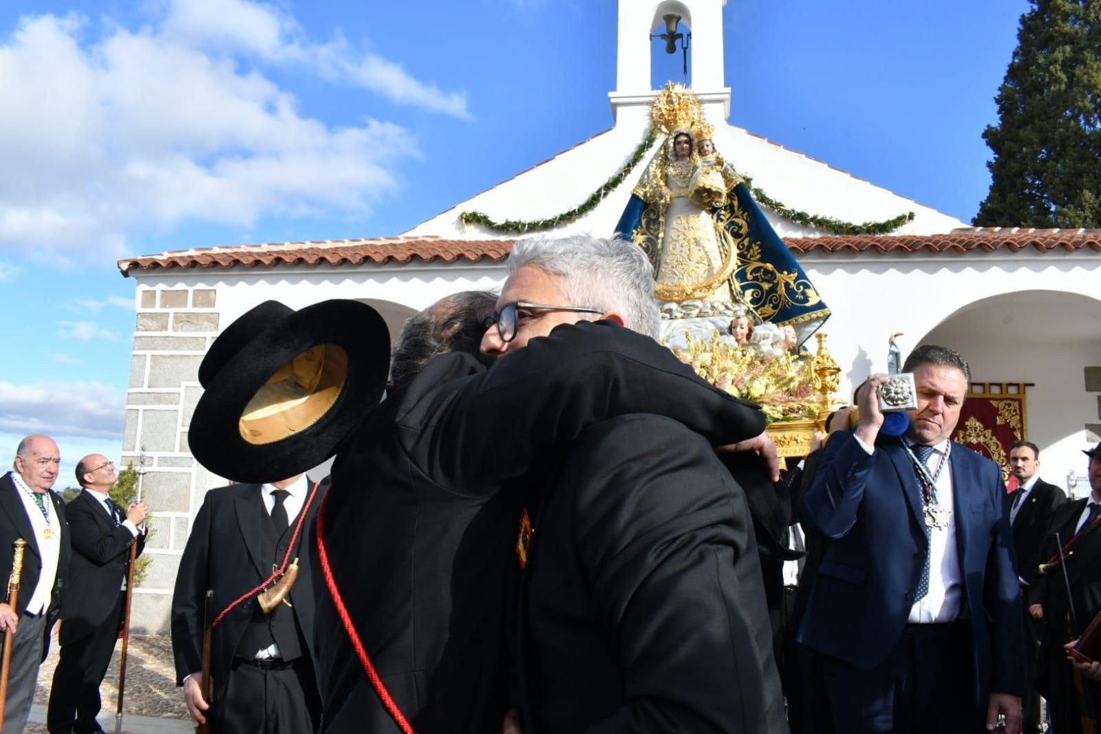 Procesión de la Virgen de Luna tras su coronación canónica
