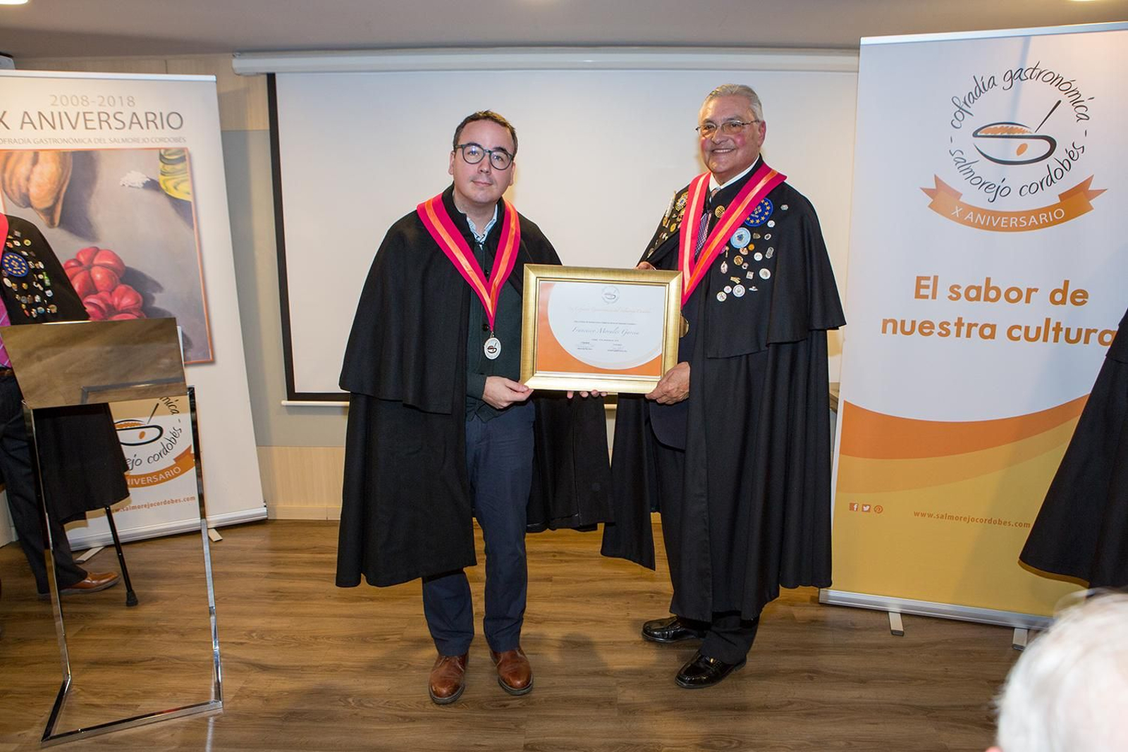 Paco Morales, cofrade de honor de la Cofradía del Salmorejo