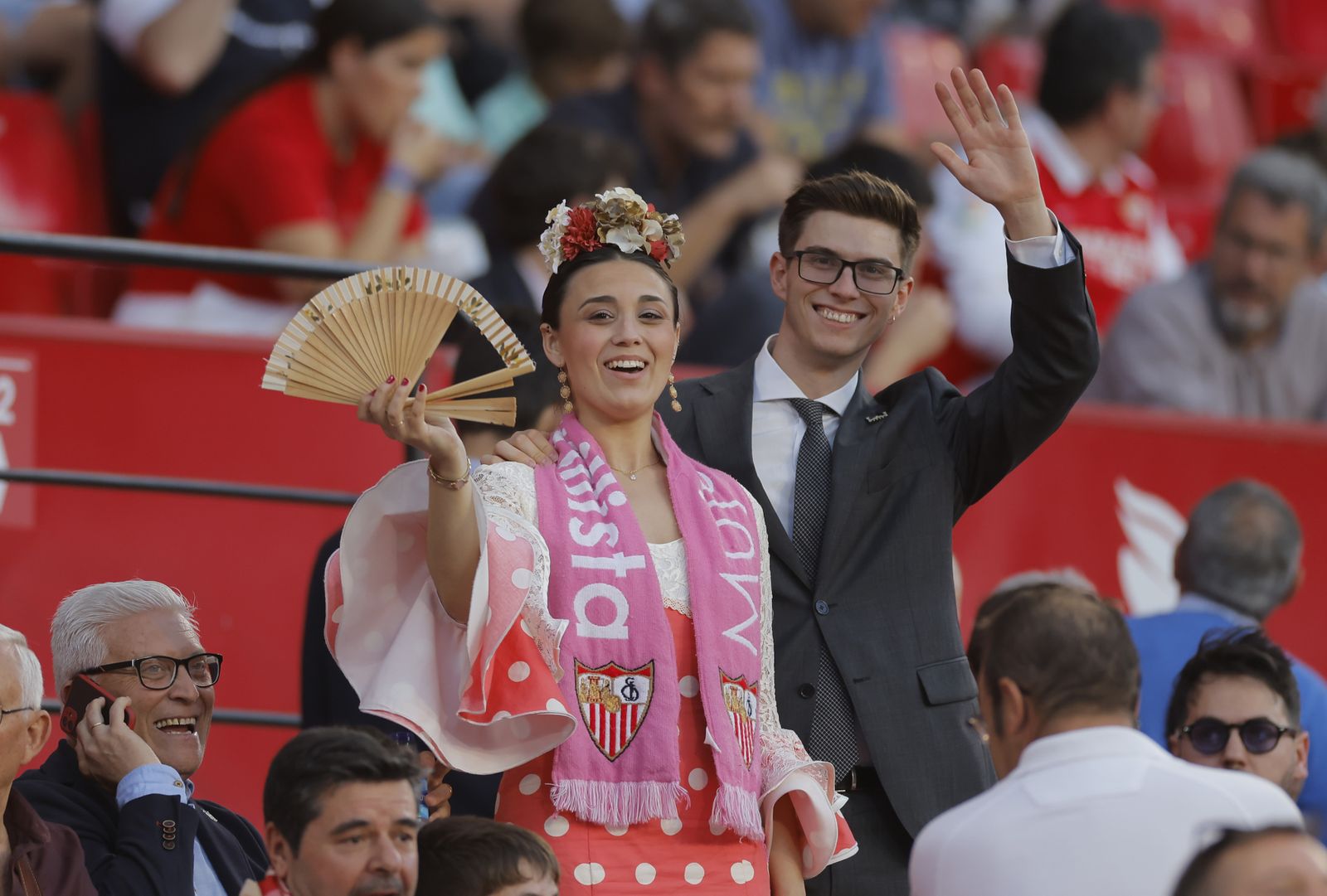 Búscate en las fotos del Sevilla -Villarreal