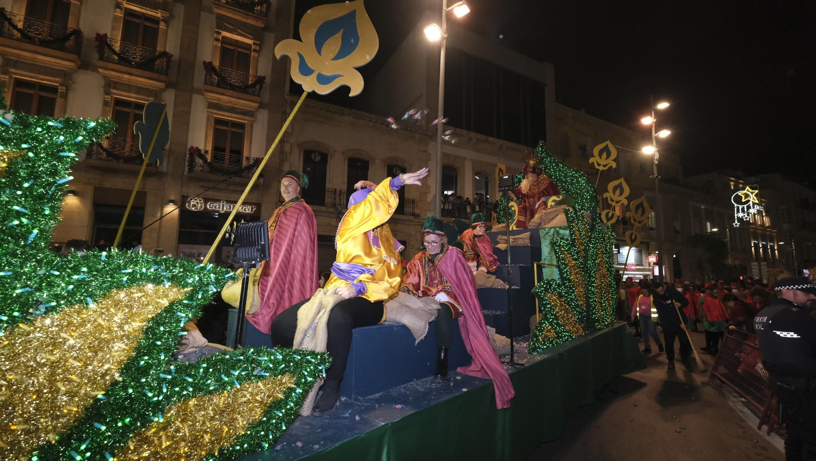 Imágenes de la Cabalgata de los Reyes Magos en Almería