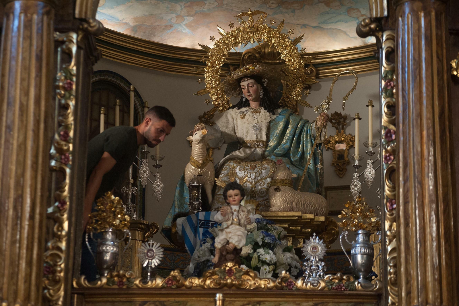 Las fotos del Málaga CF en la Divina Pastora