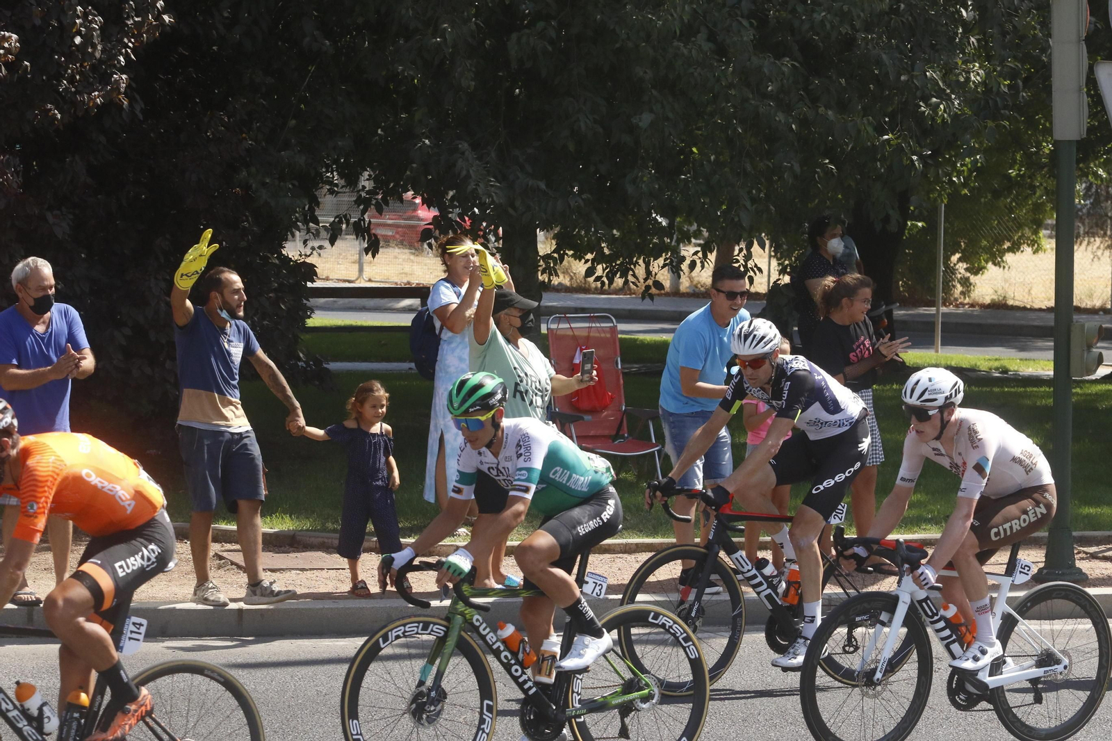 El paso de la Vuelta Ciclista por Córdoba, en fotografías