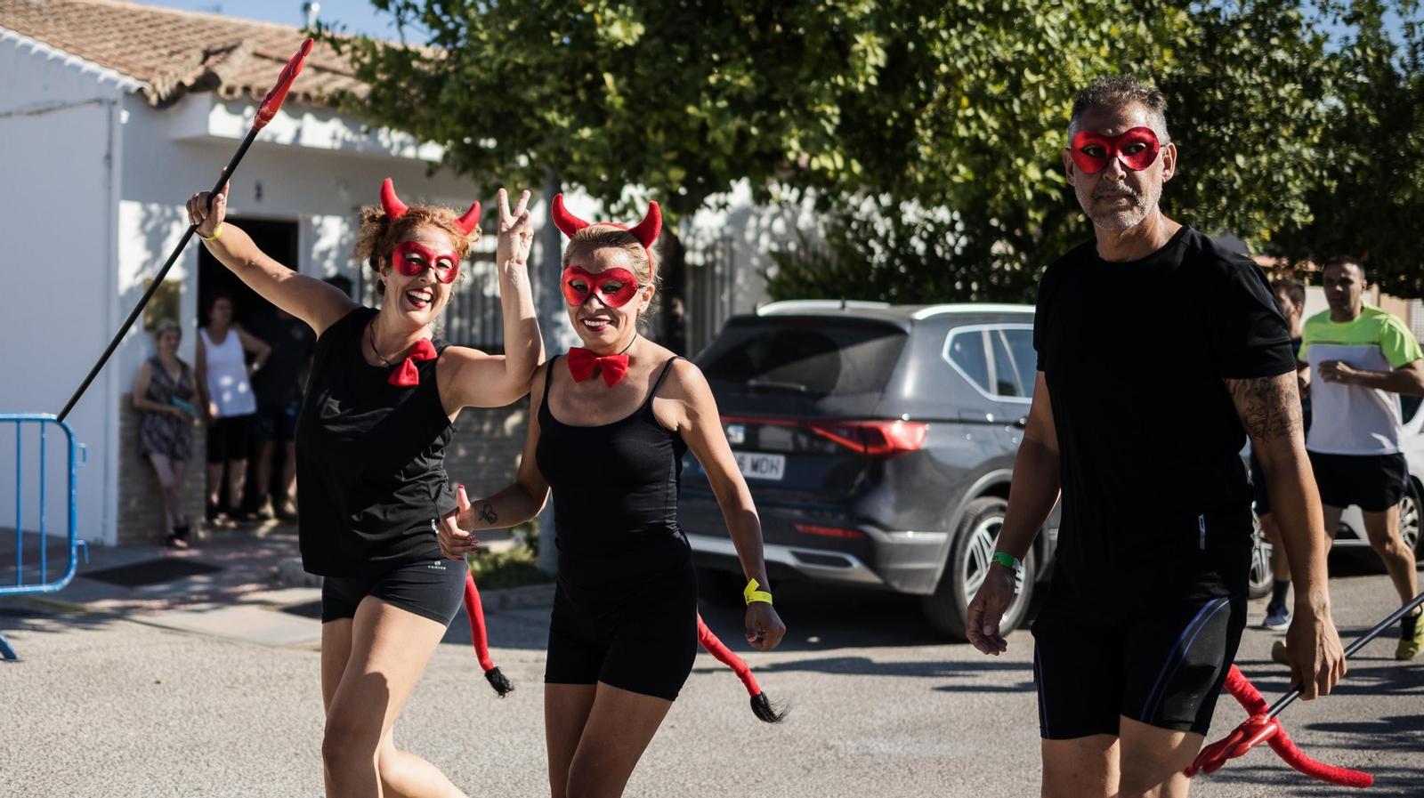 Búscate en la Carrera del Barro de La Barca de la Florida 2024
