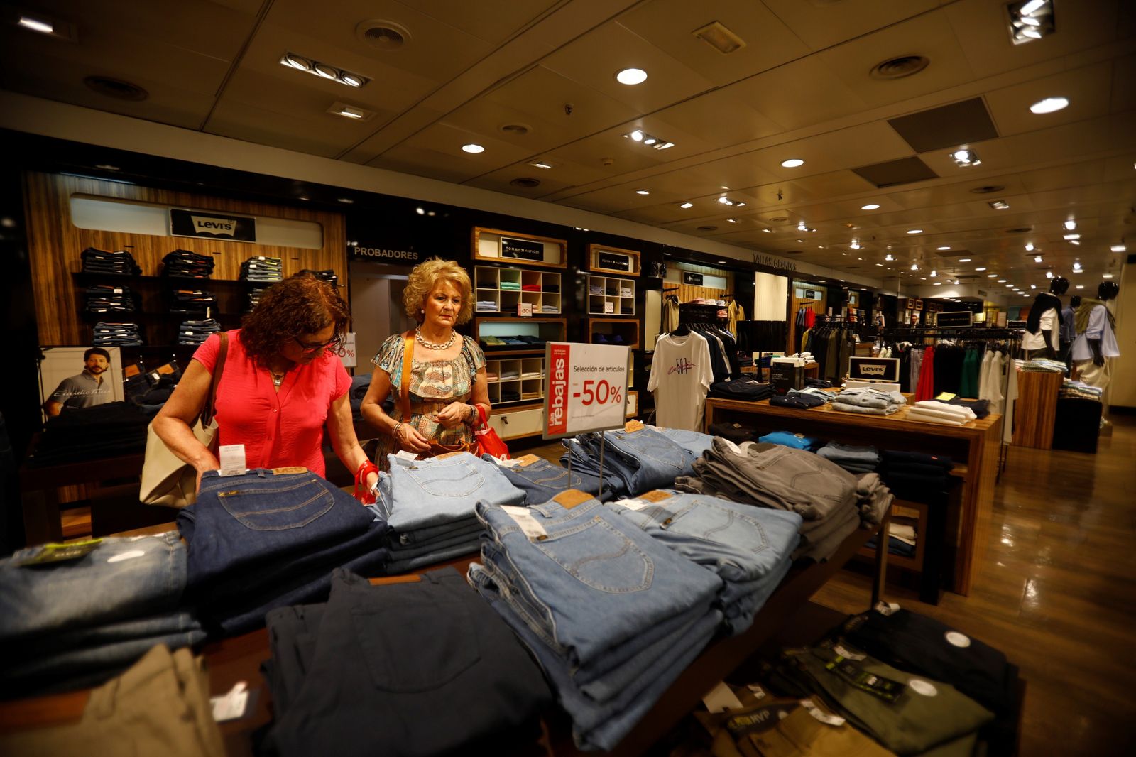 Arrancan las rebajas de verano en Córdoba, en imágenes