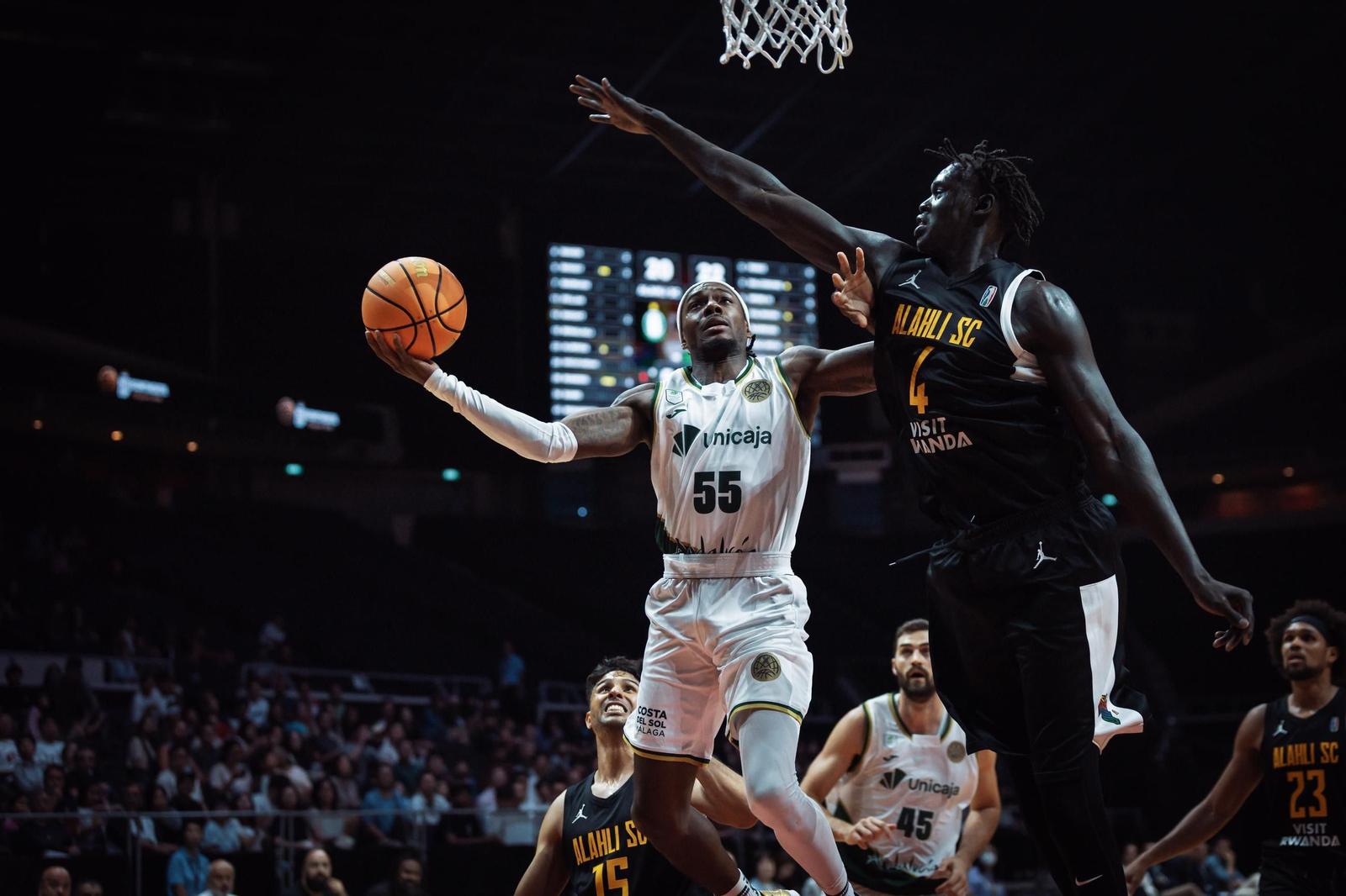 Las fotos del Unicaja - Al Ahli de la Copa Intercontinental de baloncesto