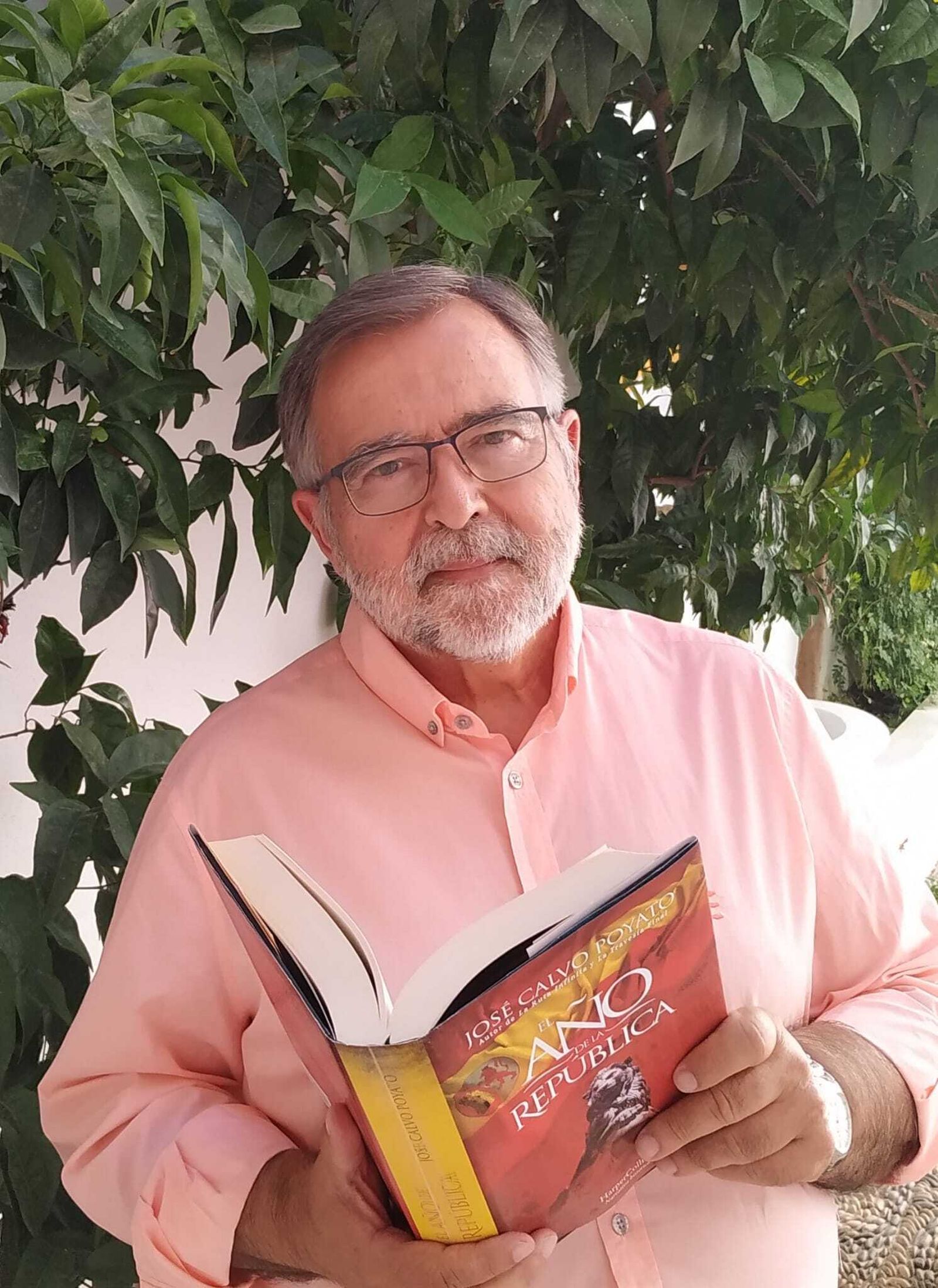 El escritor José Calvo Poyato.