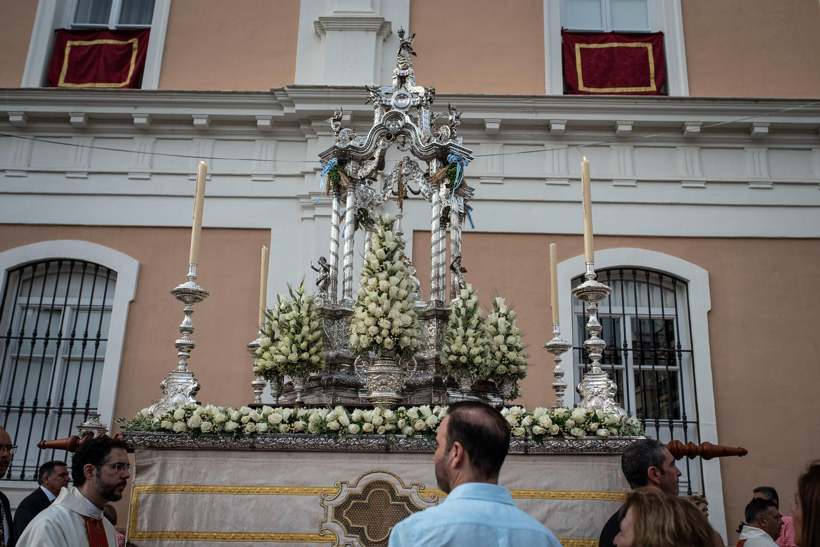 Imágenes de la procesión del Corpus en Huelva