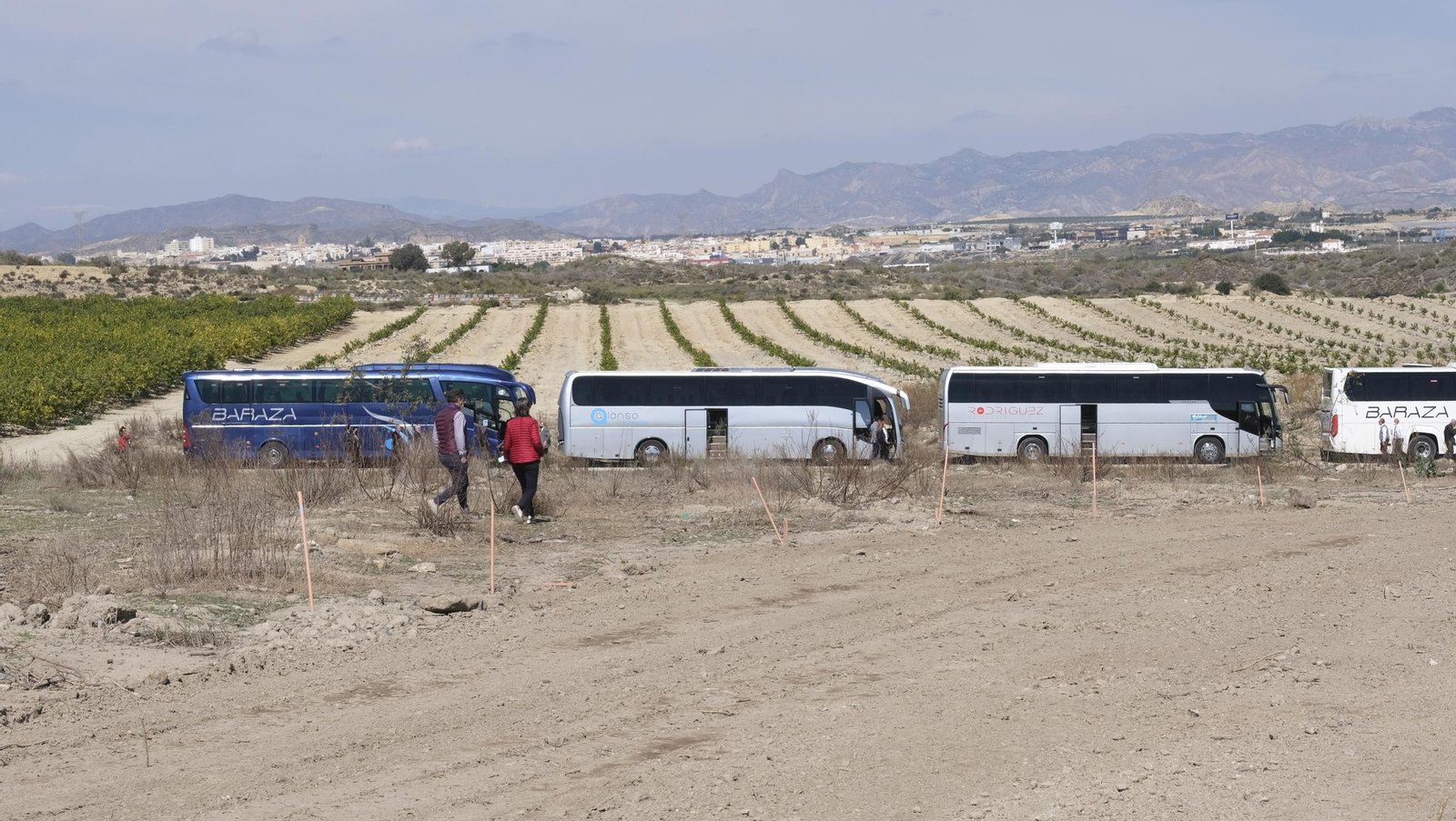 Fotogalería acto reivindicación del AVE en Vera. Almería
