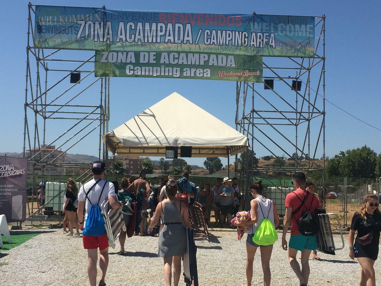 Zona de acampada del Weekend Beach Festival de Torre del Mar.
