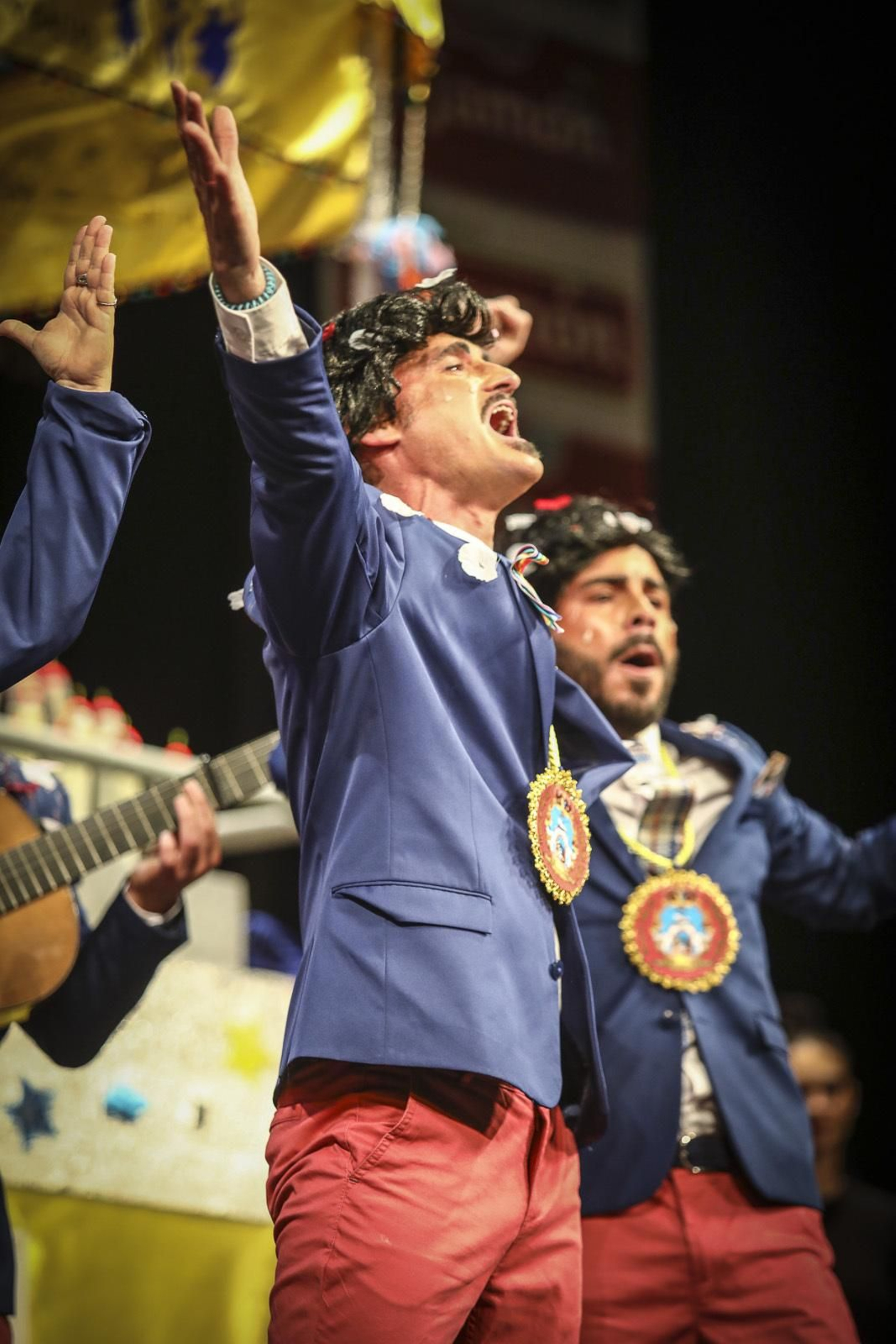 Chirigota Aquí estamos de paso