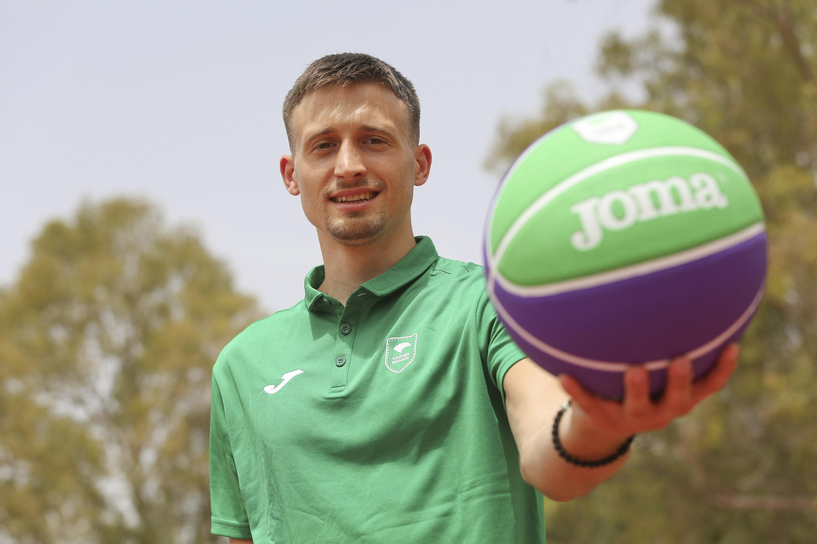 Las fotos de la presentación de Aleksa Avramovic