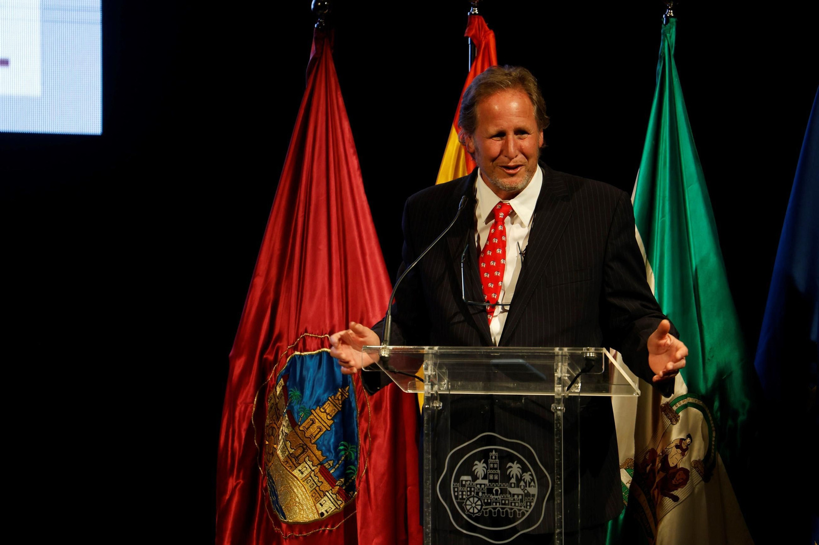 Las mejores imágenes del pregón del Mayo Festivo de Gerardo Olivares